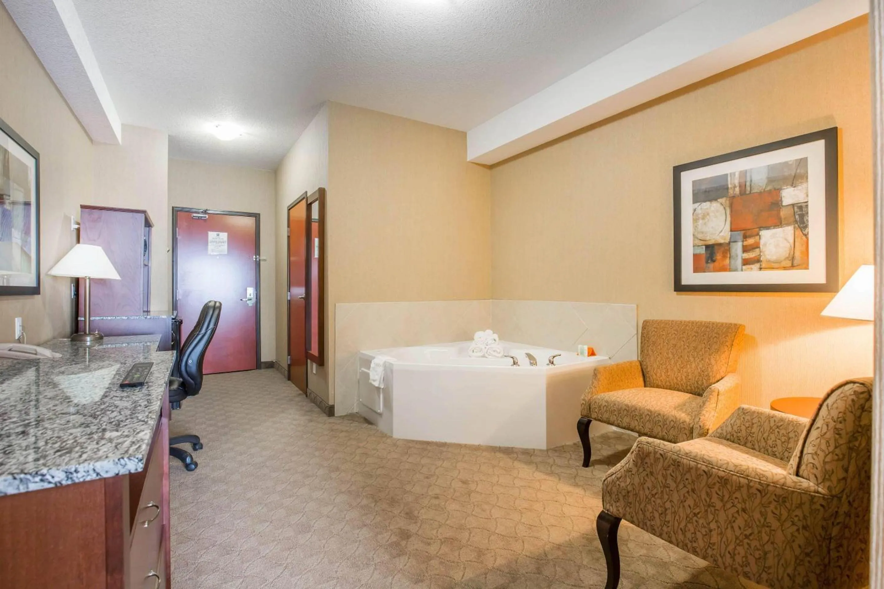 Bedroom, Bed in Comfort Inn & Suites