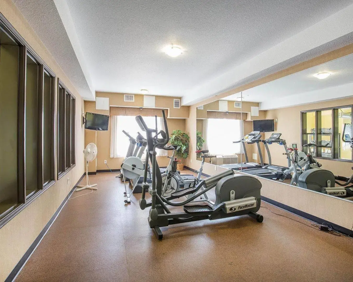 Fitness centre/facilities in Comfort Inn & Suites Fitness centre/facilities in Comfort Inn & Suites