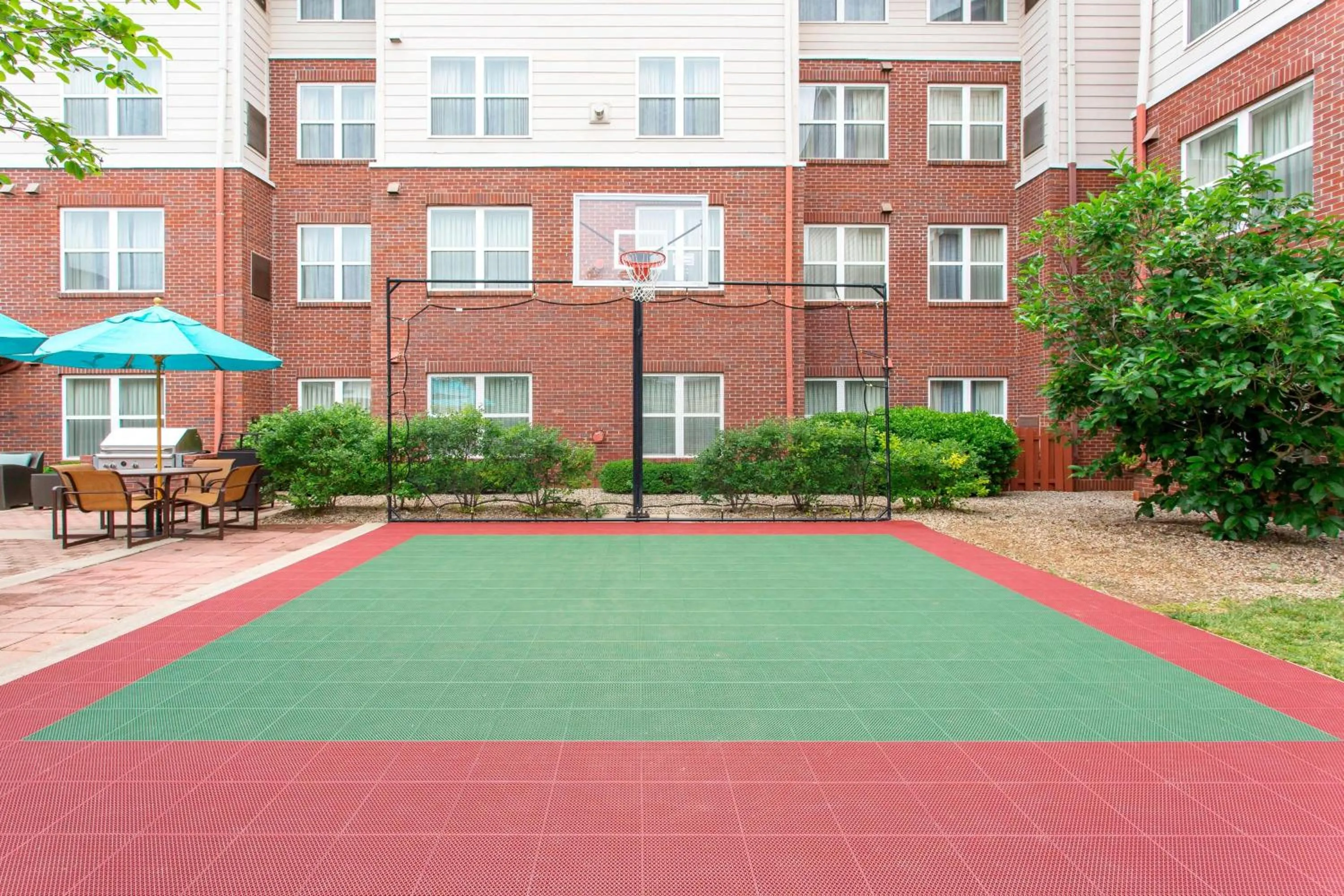 Fitness centre/facilities in Residence Inn Louisville Northeast