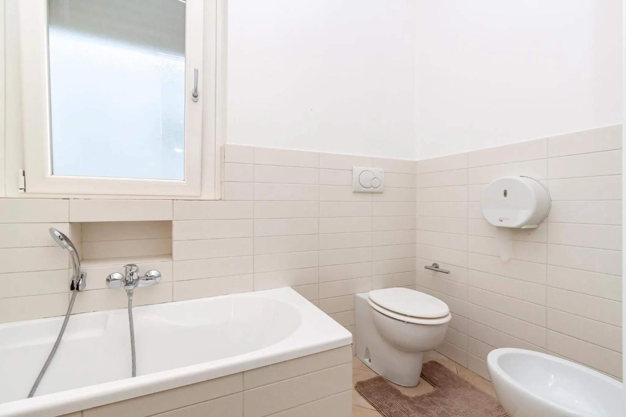 Toilet in Ca' Rebeka Venice - Atika & Atif