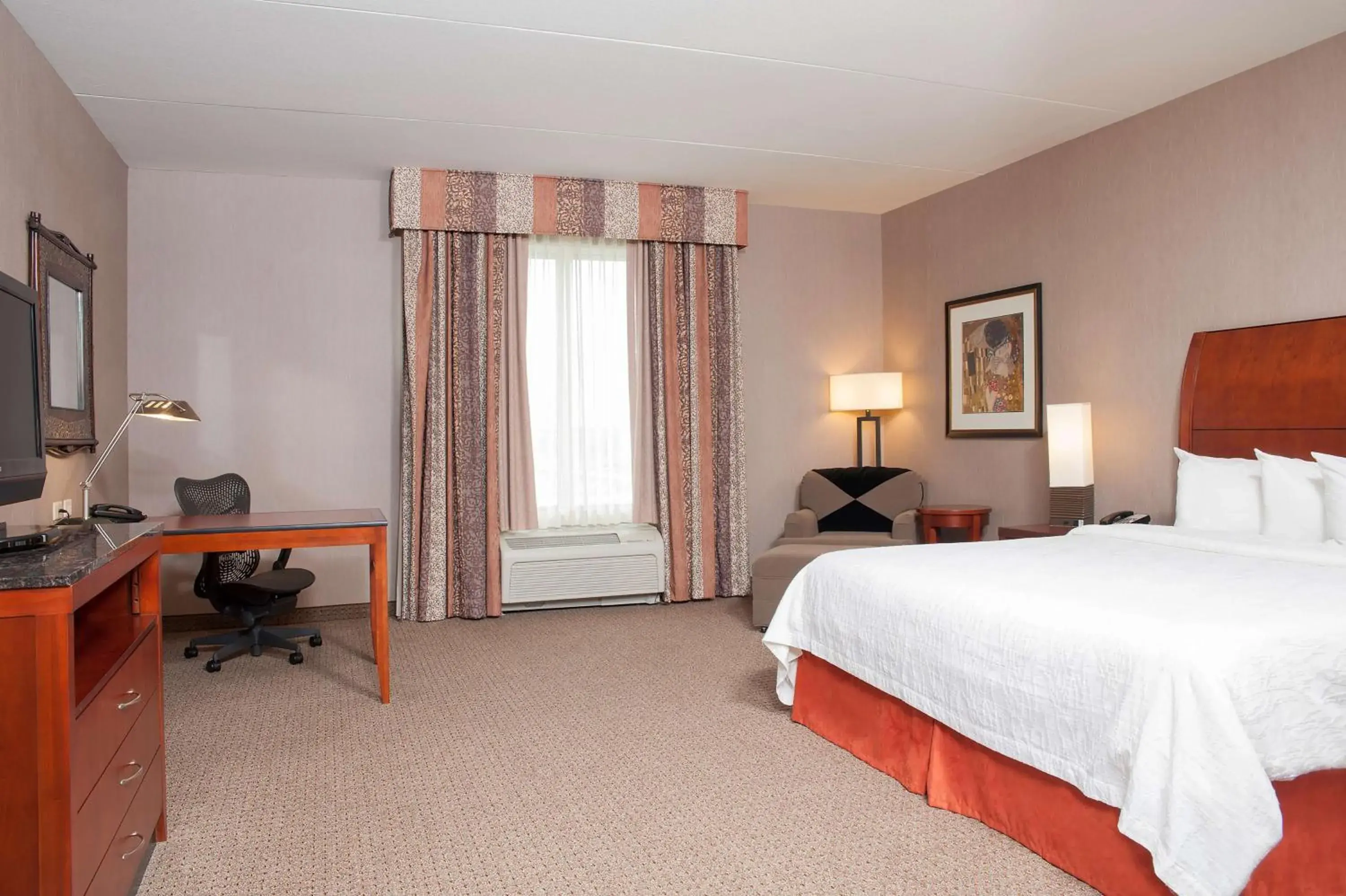 Bed in Hilton Garden Inn Columbus Edinburgh Bed in Hilton Garden Inn Columbus Edinburgh