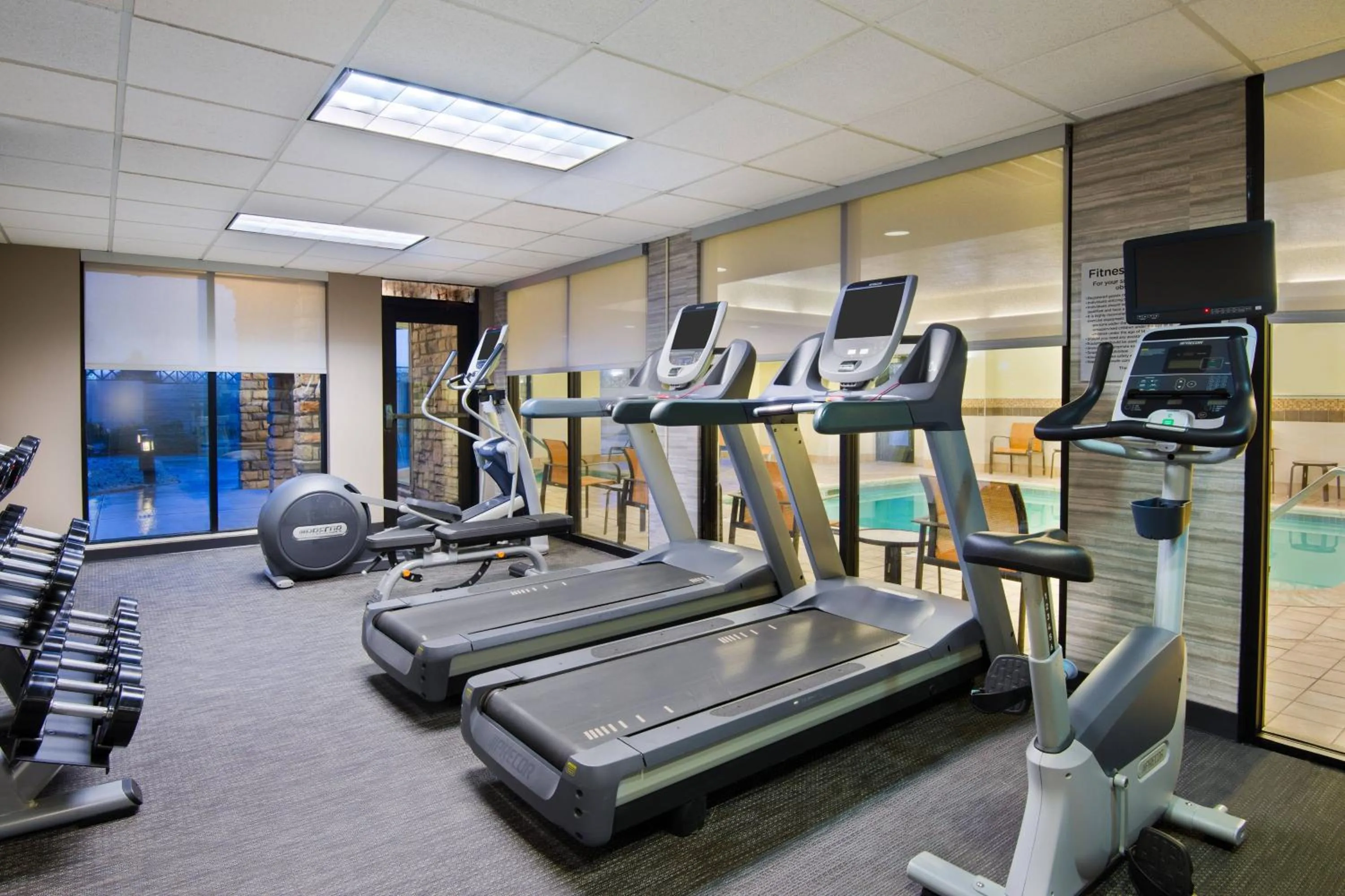 Fitness centre/facilities in Courtyard by Marriott Springfield Airport