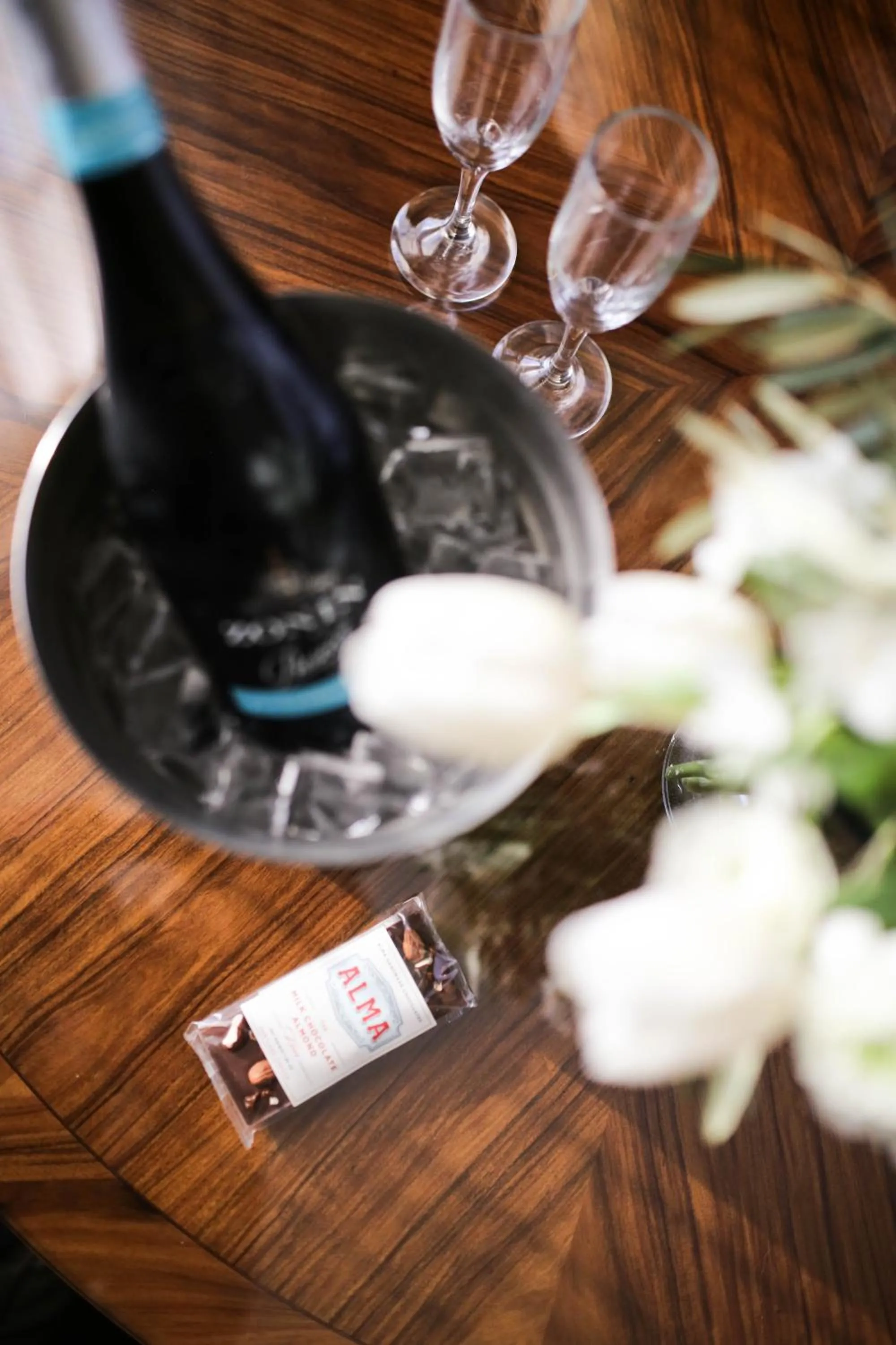 Food and drinks in Sentinel Hotel