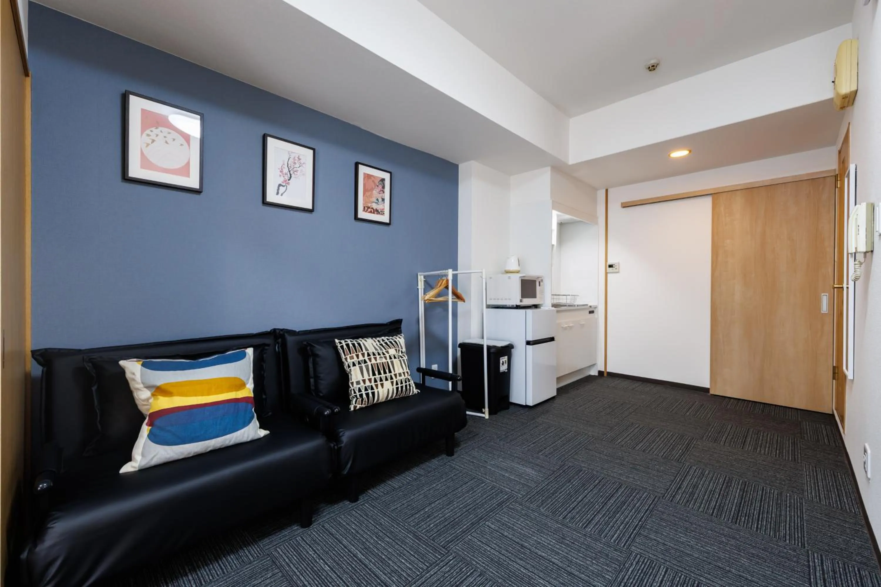 Grande Famille Shimanouchi Dotonbori Condo