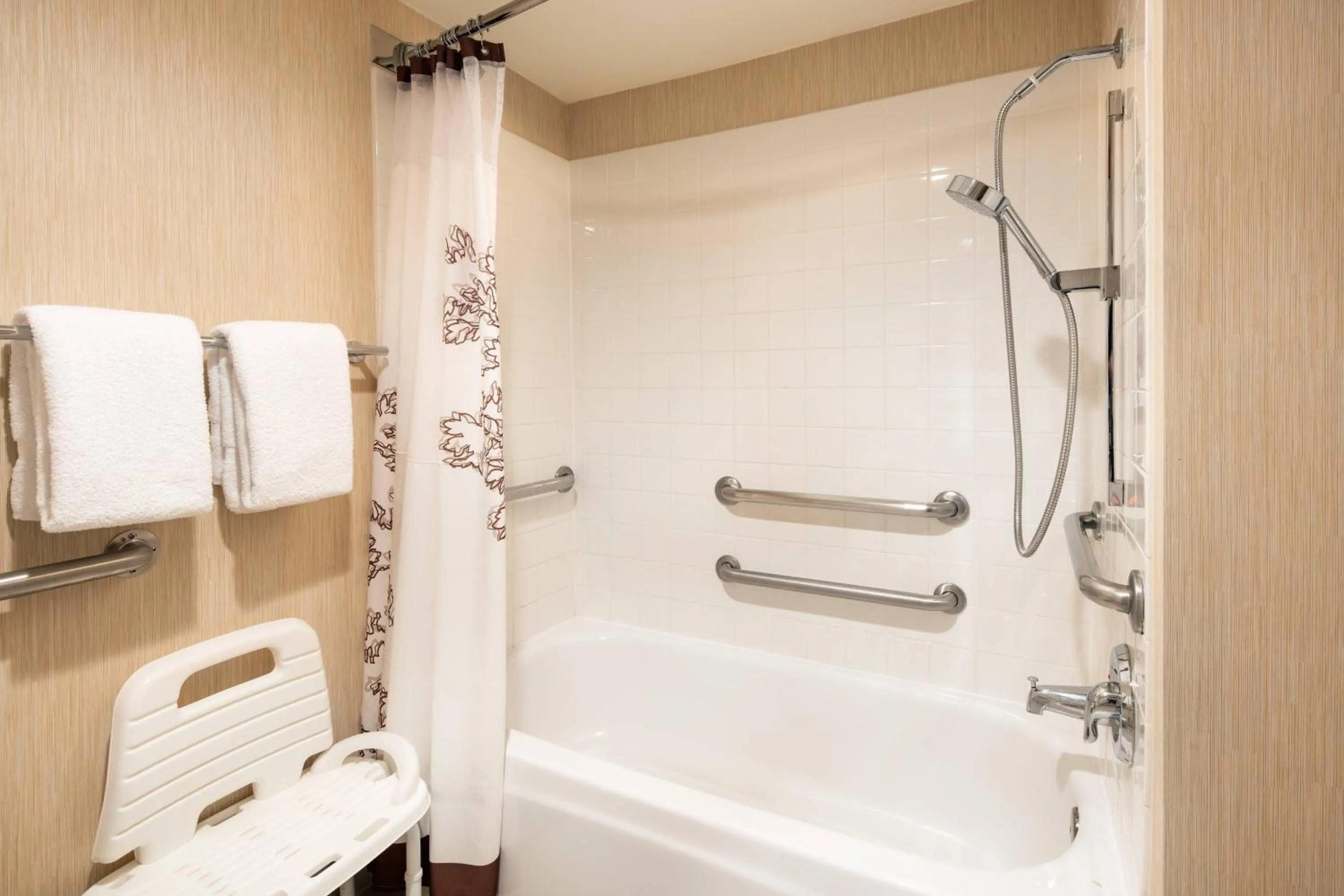 Bathroom in Residence Inn Milpitas Silicon Valley