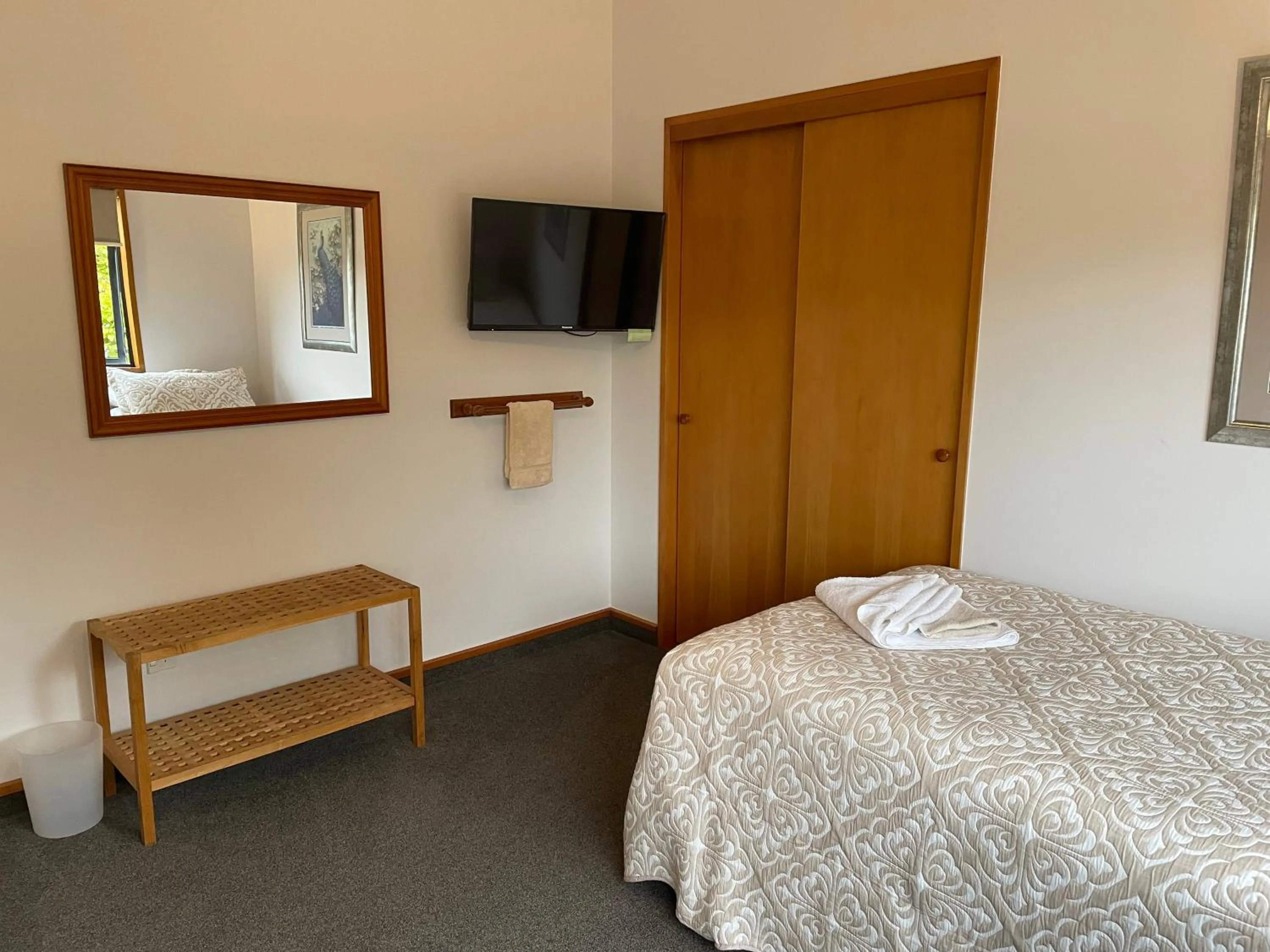 TV and multimedia, Bed in Amberlea B&B