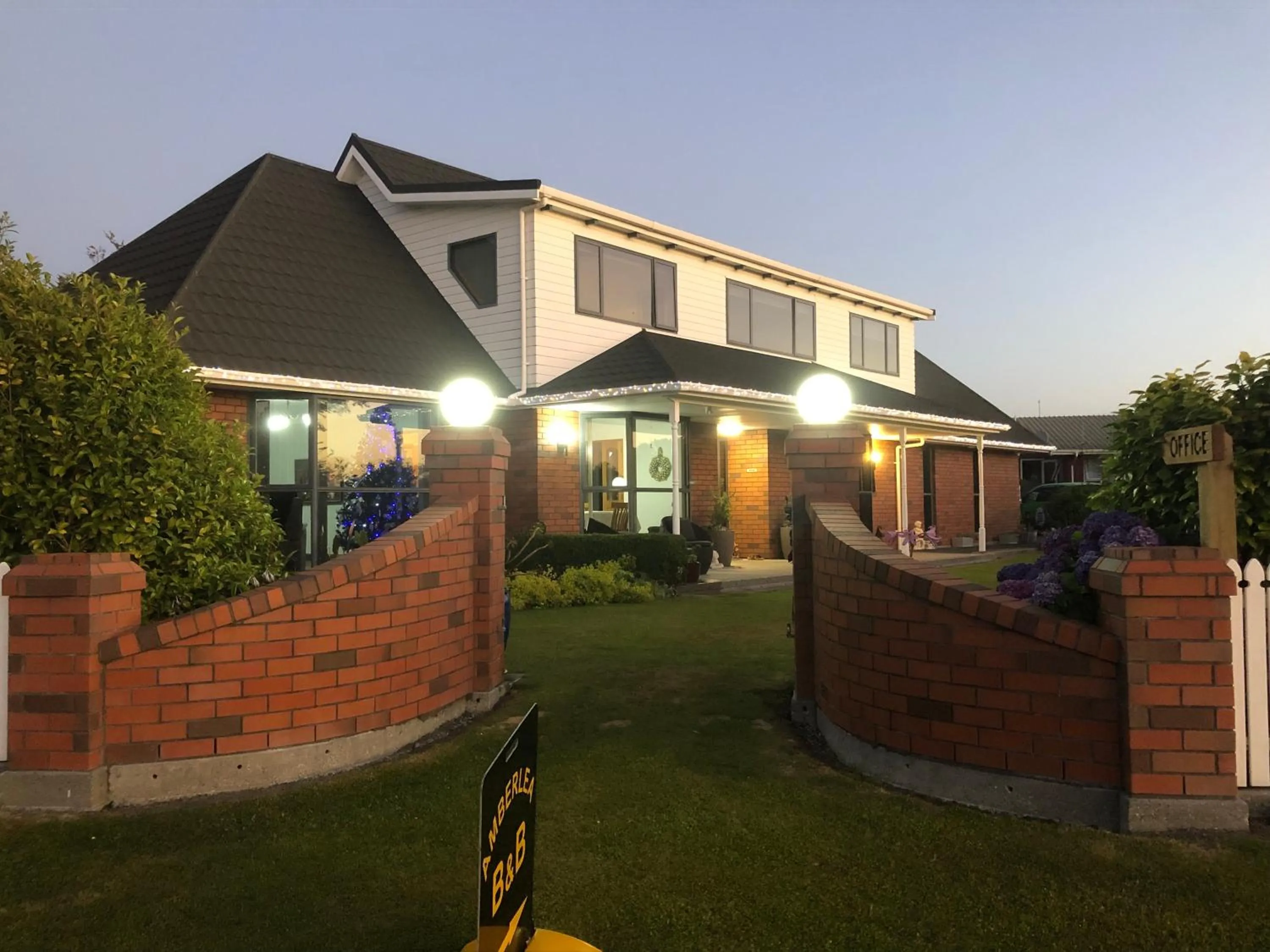 Property building in Amberlea B&B