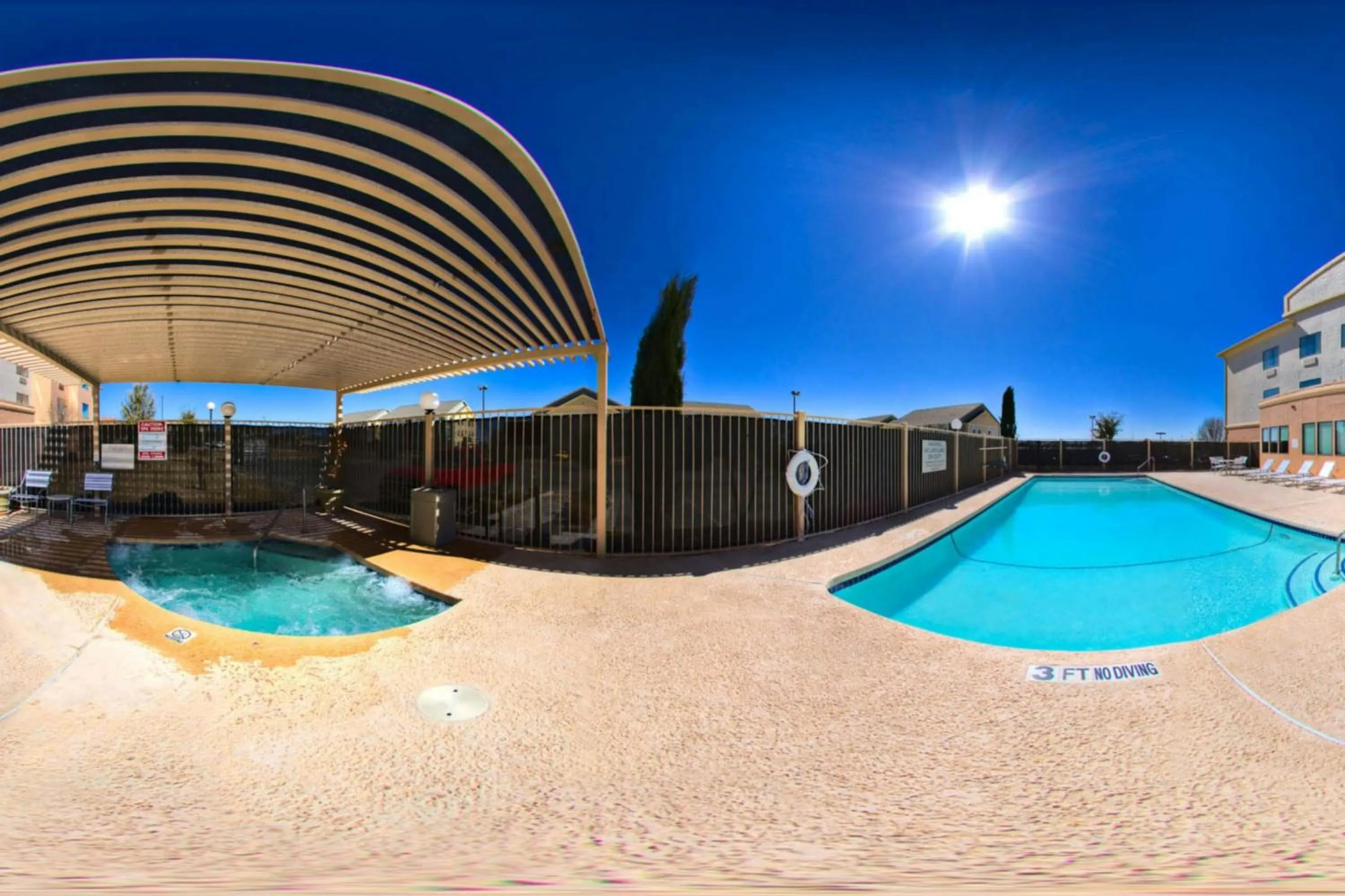 Swimming pool in Fairfield Inn & Suites San Angelo