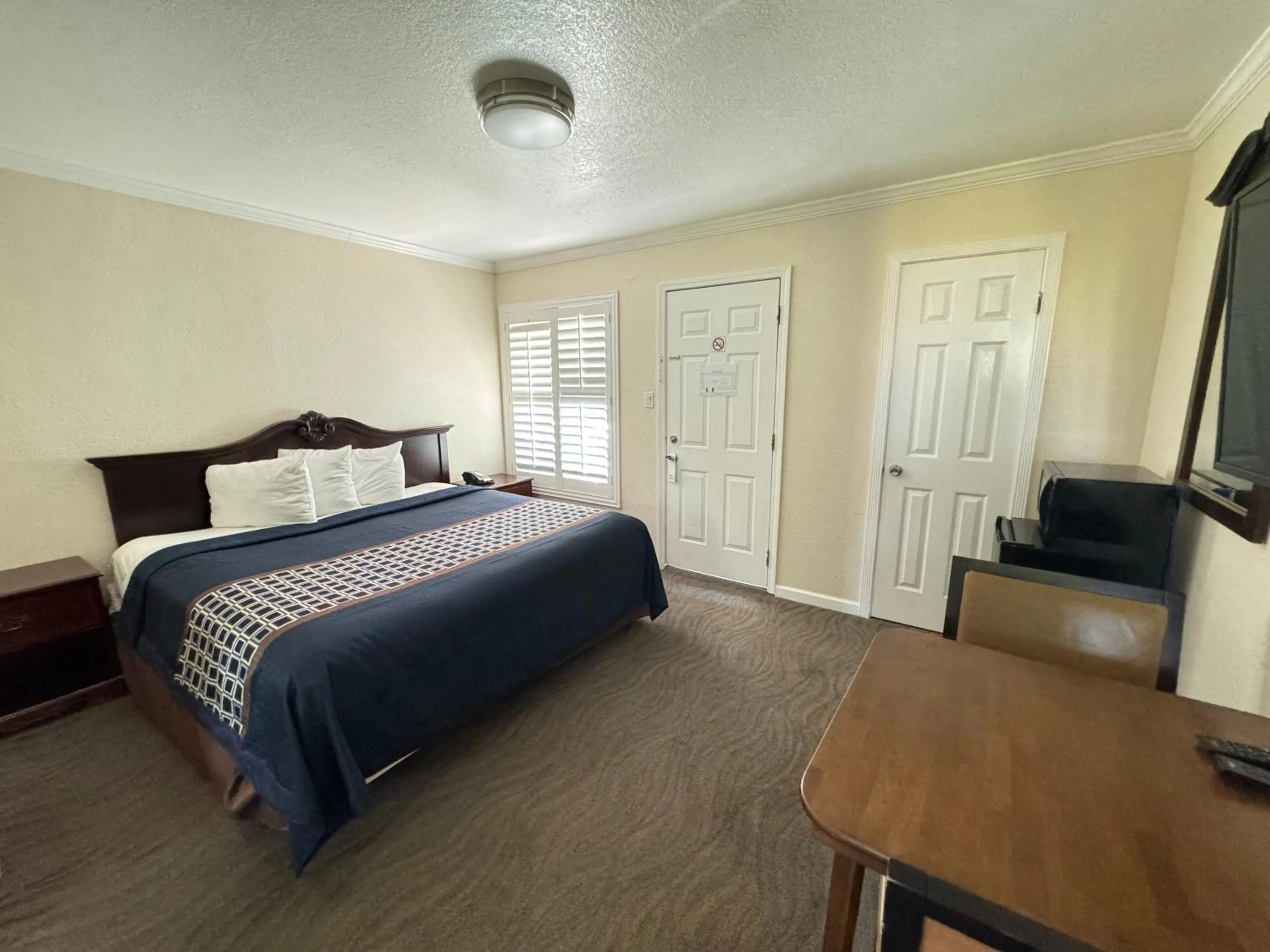 Bedroom, Bed in Tamalpais Motel