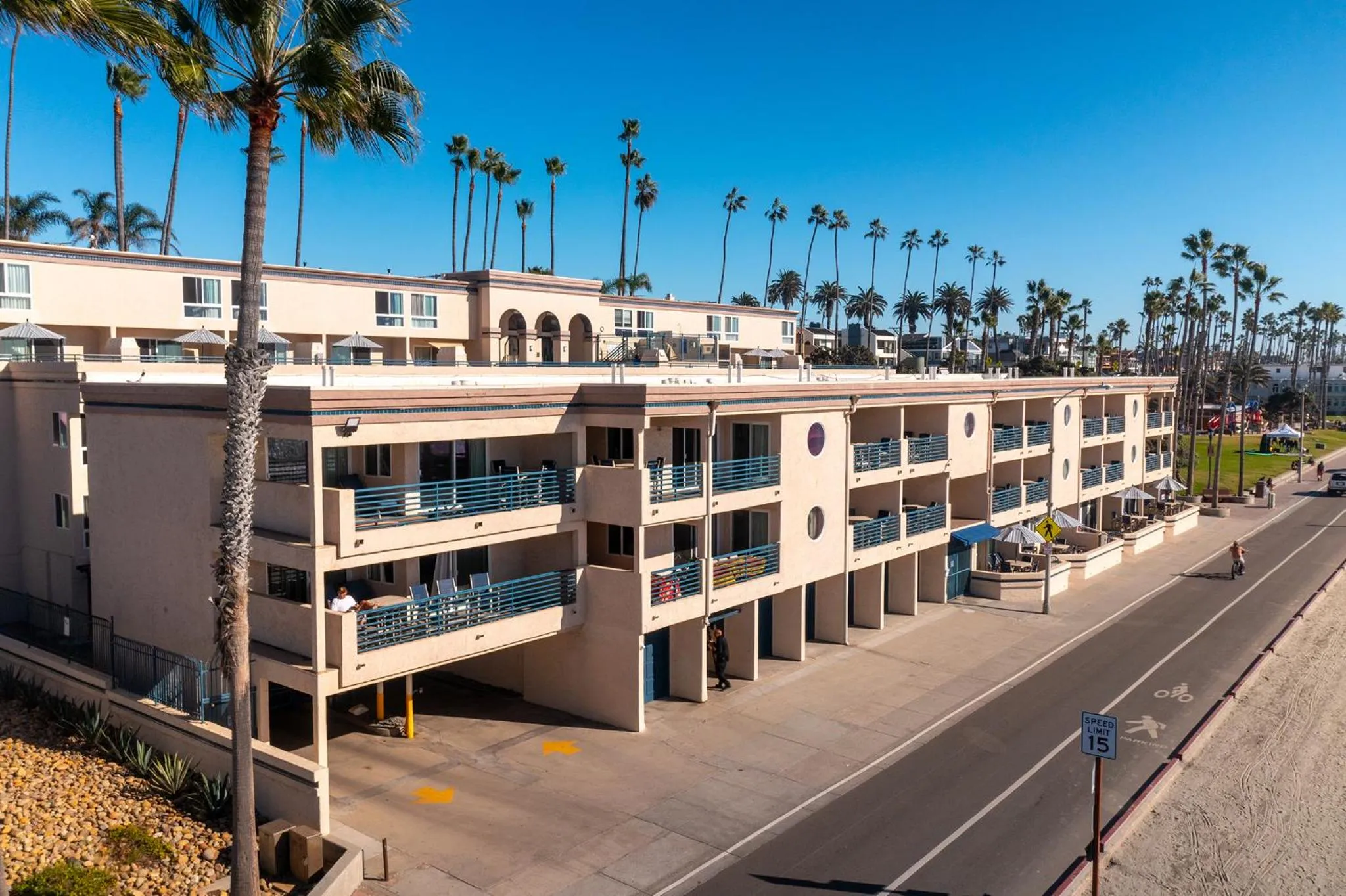 Street view in Southern California Beach Club