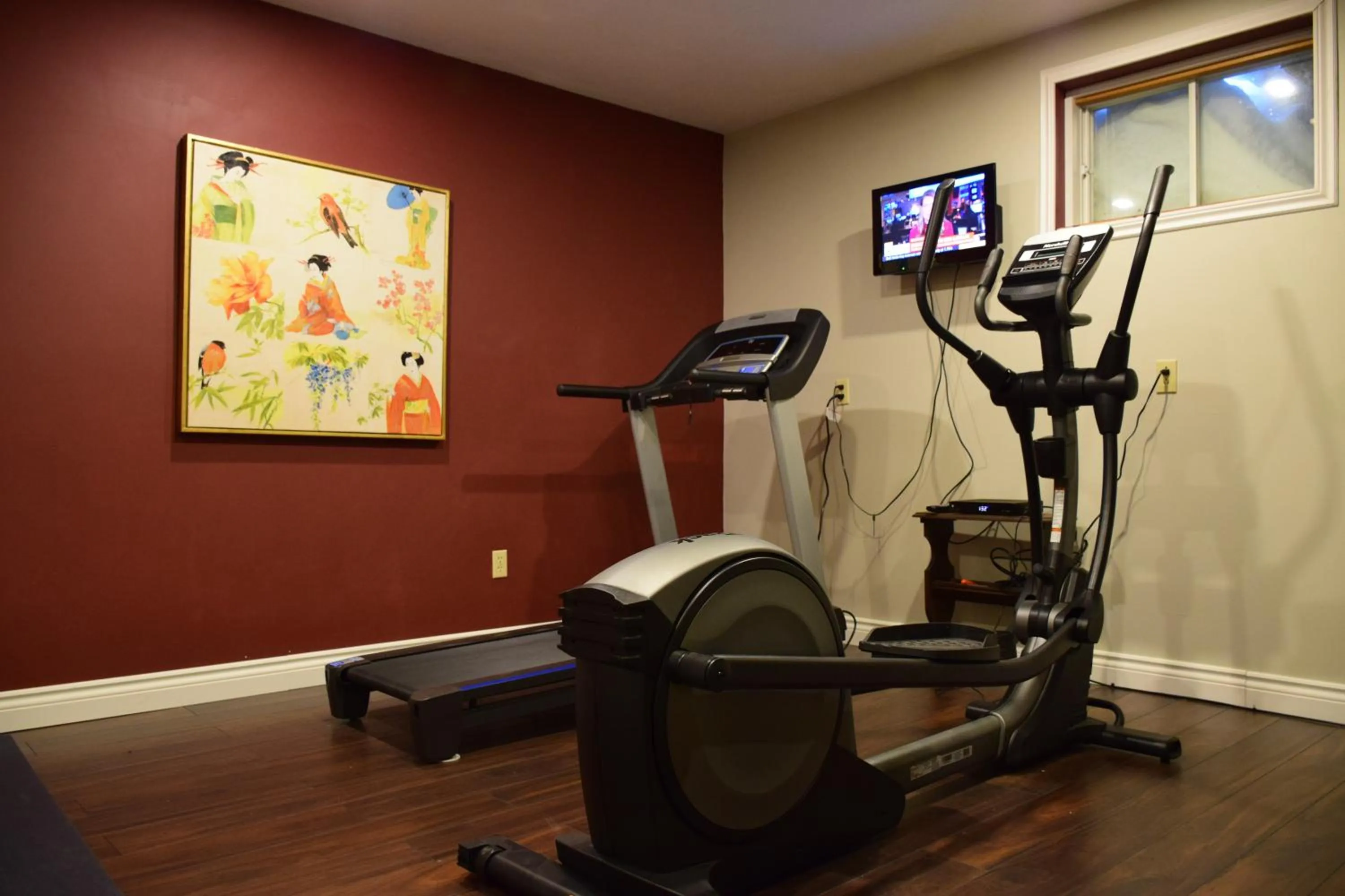 Game Room in Auberge Wild Rose Inn