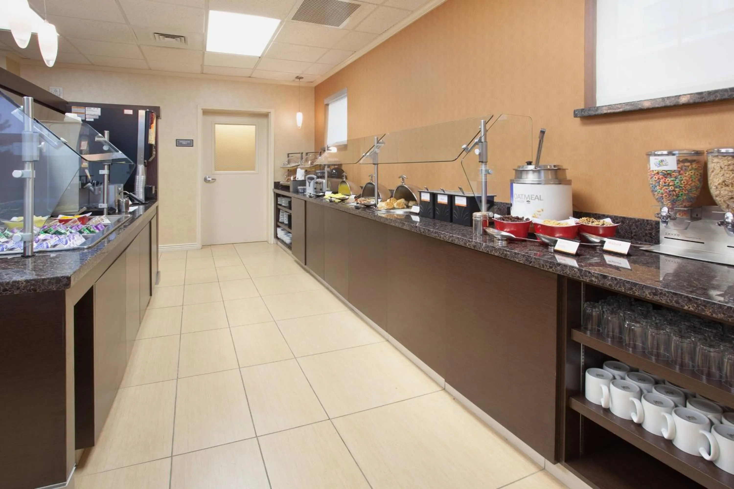 Breakfast in Residence Inn Salt Lake City Airport