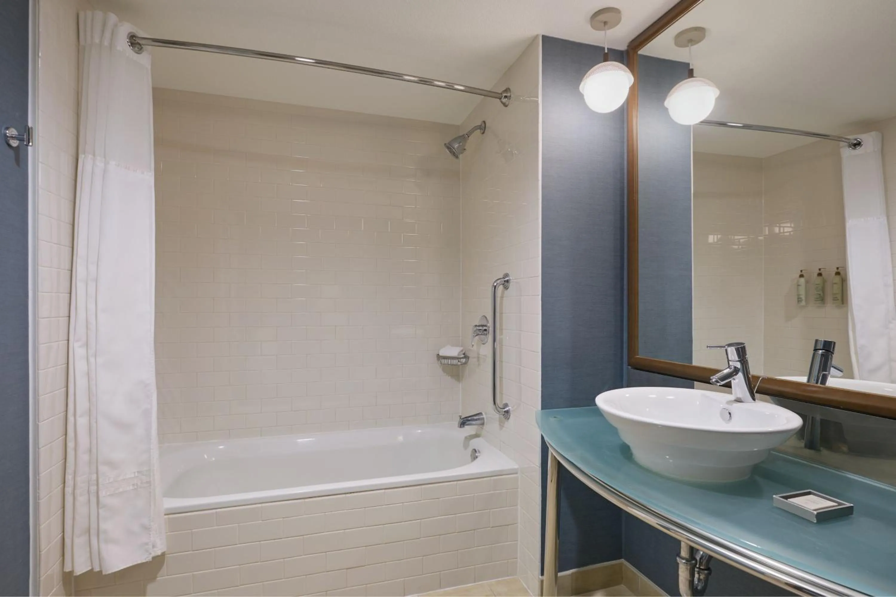 Bathroom in Renaissance ClubSport Aliso Viejo Laguna Beach Hotel