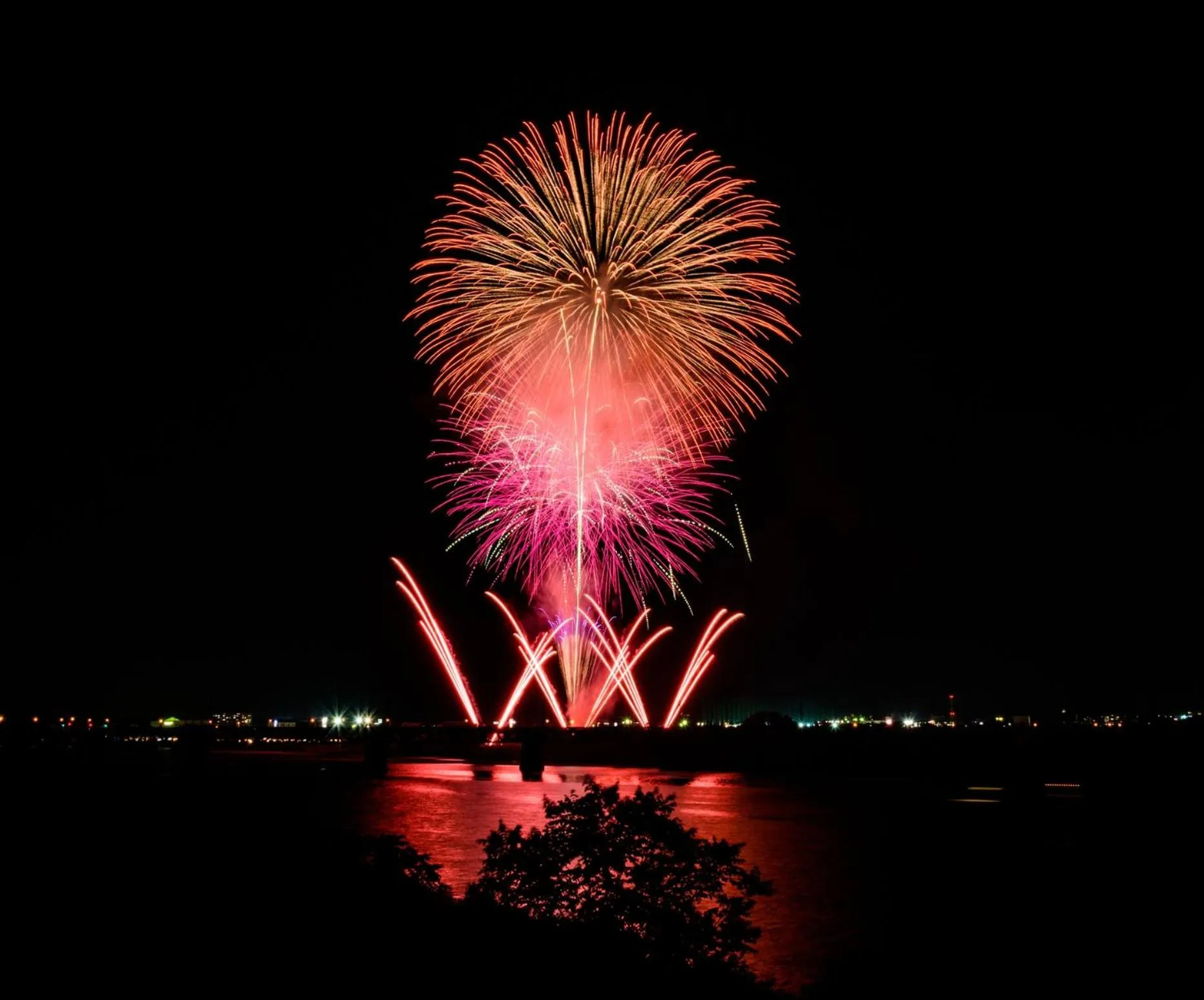 Property building in Tabist ホテル富士