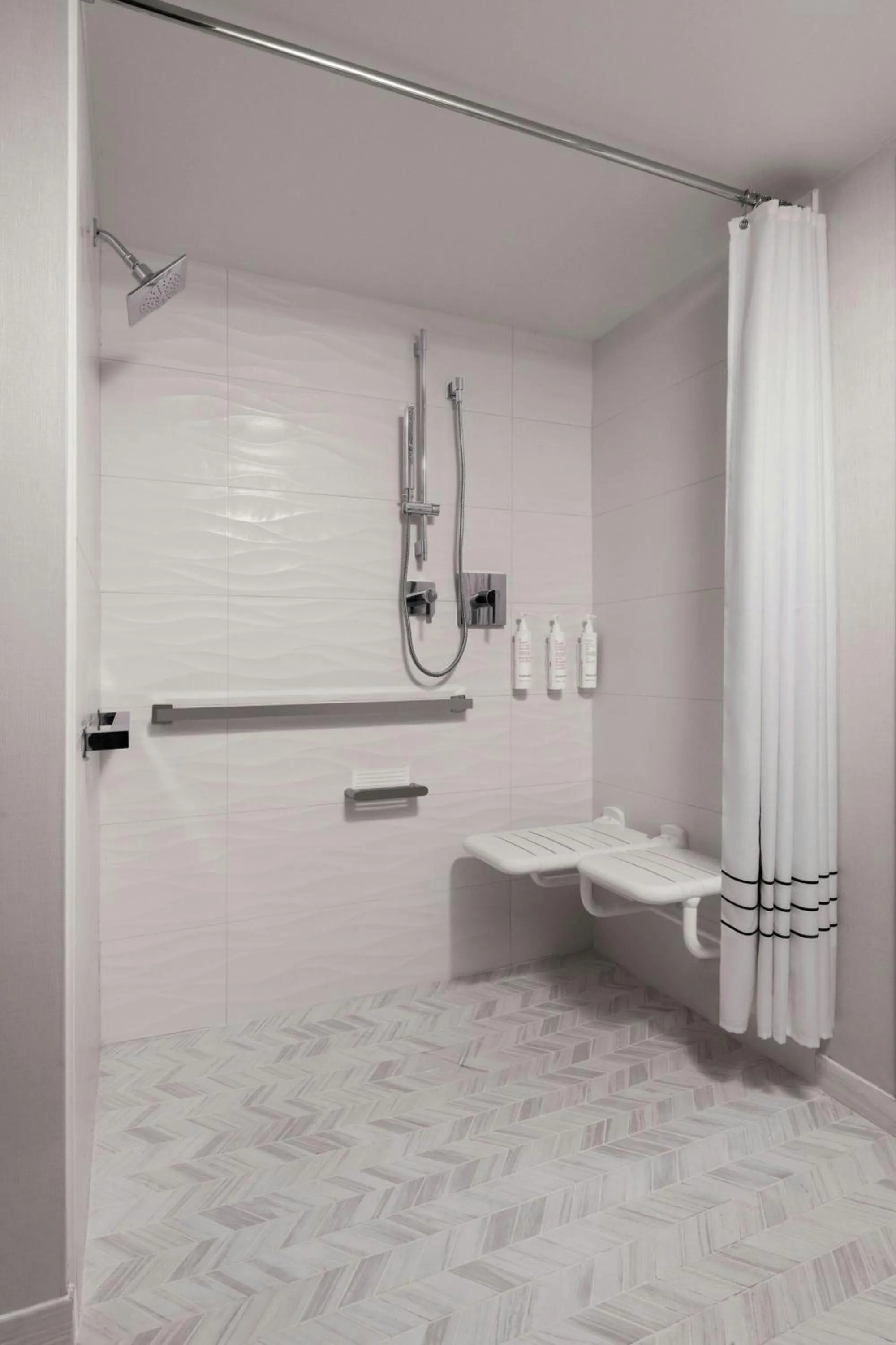 Bathroom in Anaheim Marriott Suites