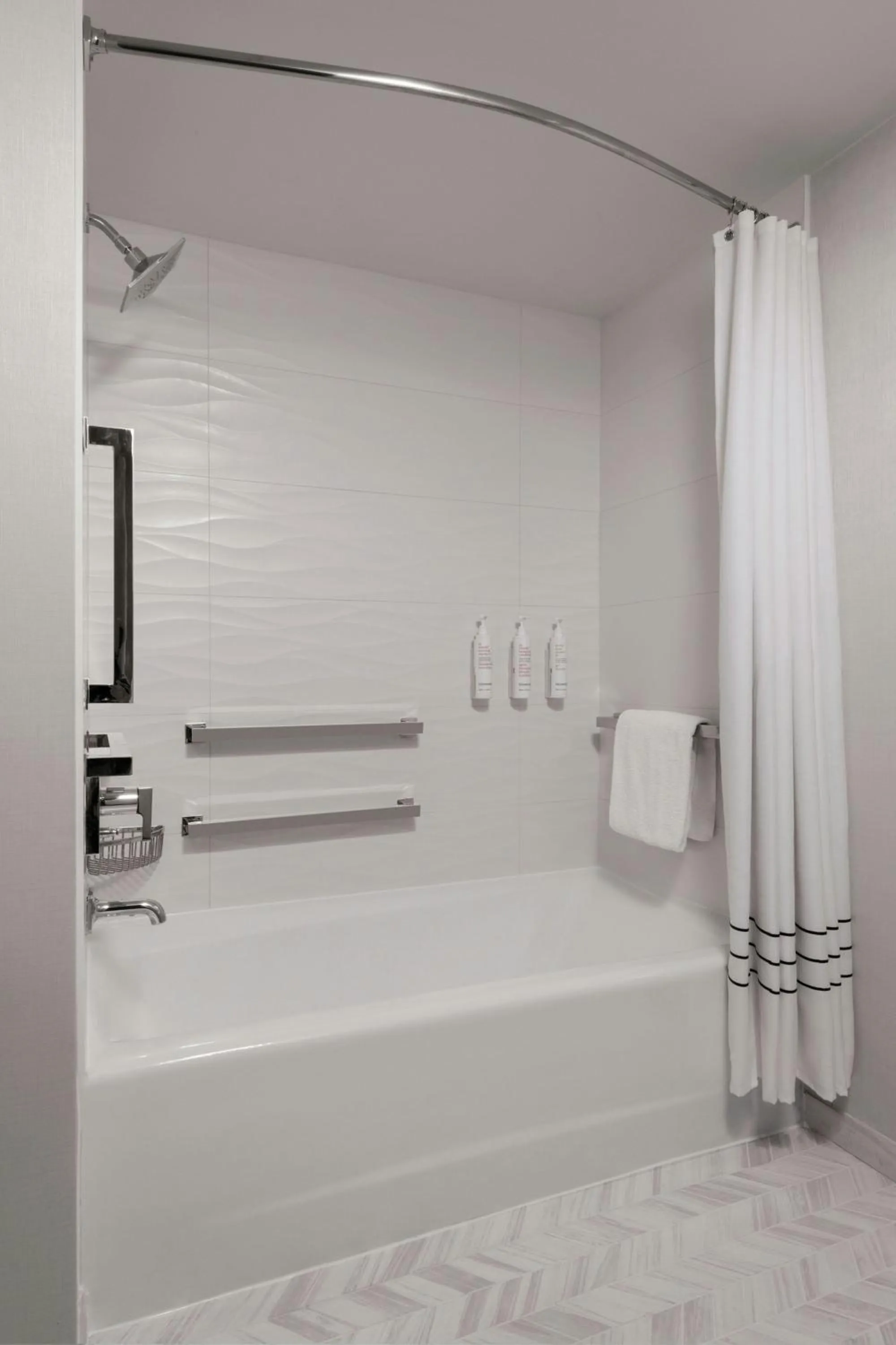 Bathroom in Anaheim Marriott Suites