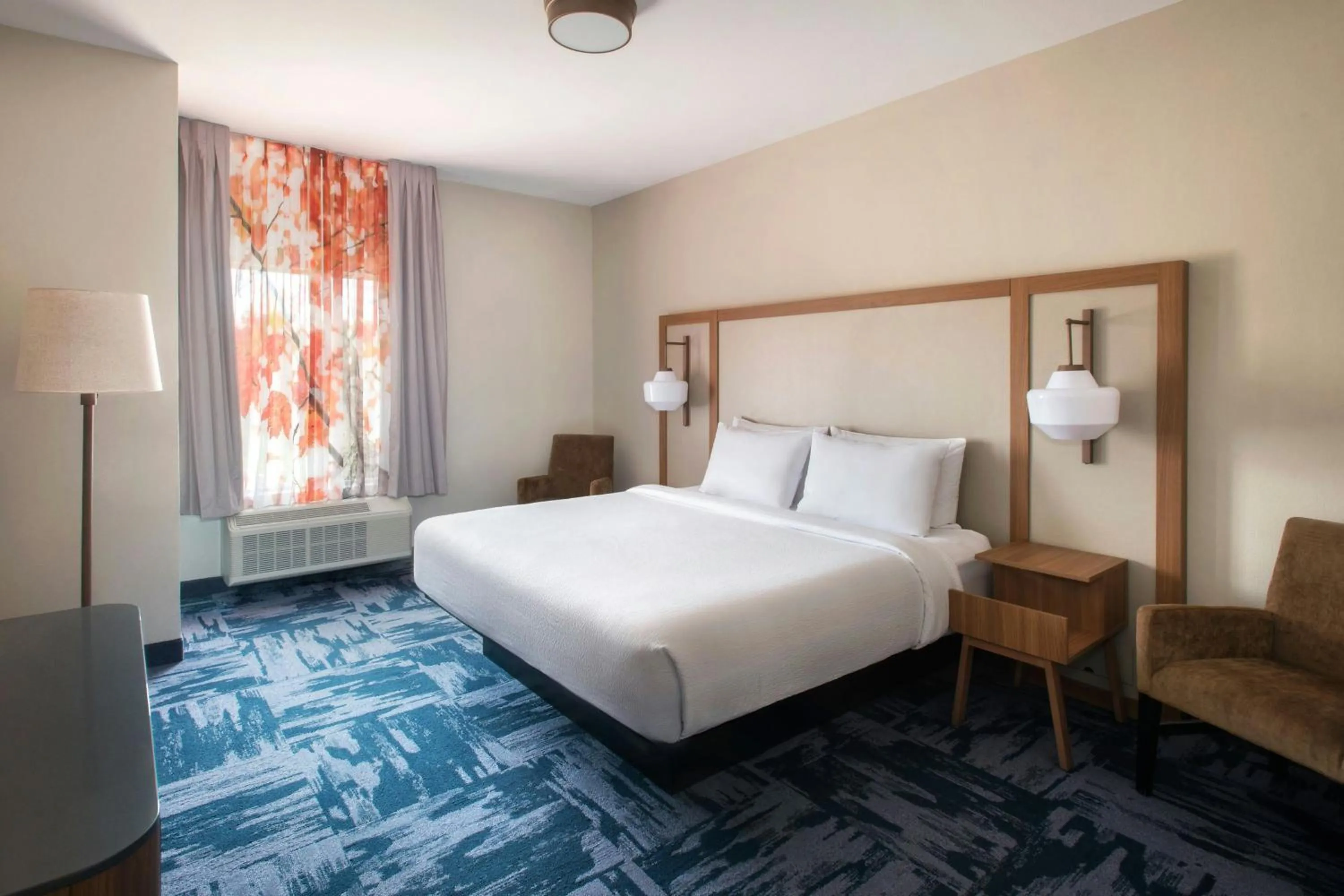 Bedroom, Bed in Fairfield Inn & Suites by Marriott Somerset