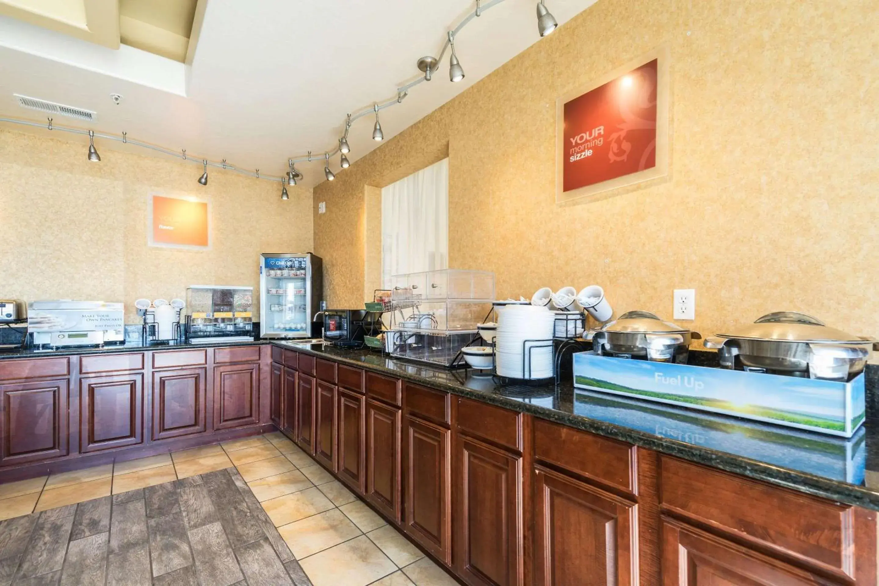 Restaurant/places to eat in Comfort Inn & Suites Restaurant/places to eat in Comfort Inn & Suites