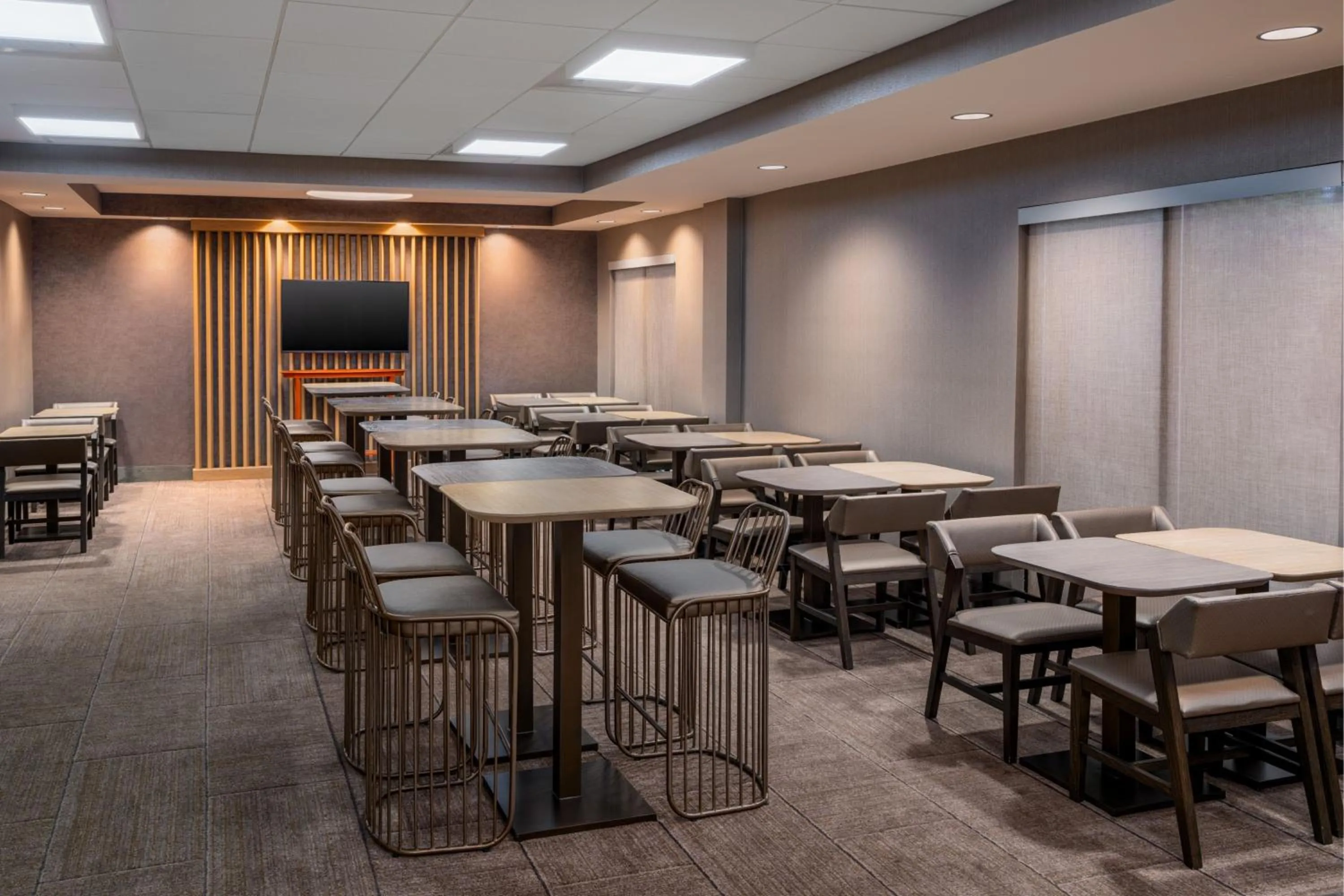 Breakfast in SpringHill Suites Sarasota Bradenton