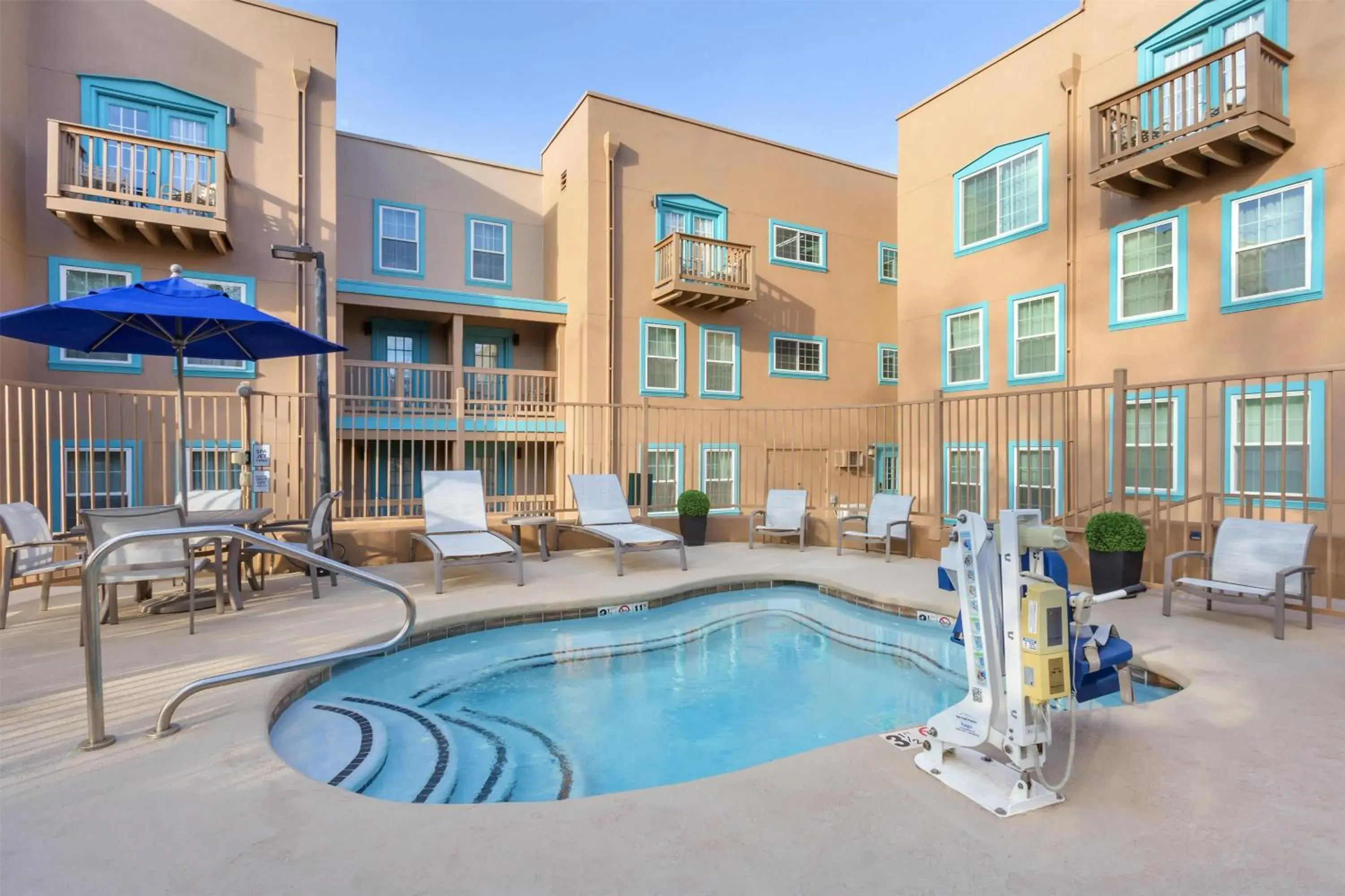 Pool view in Hilton Vacation Club Villas de Santa Fe Pool view in Hilton Vacation Club Villas de Santa Fe