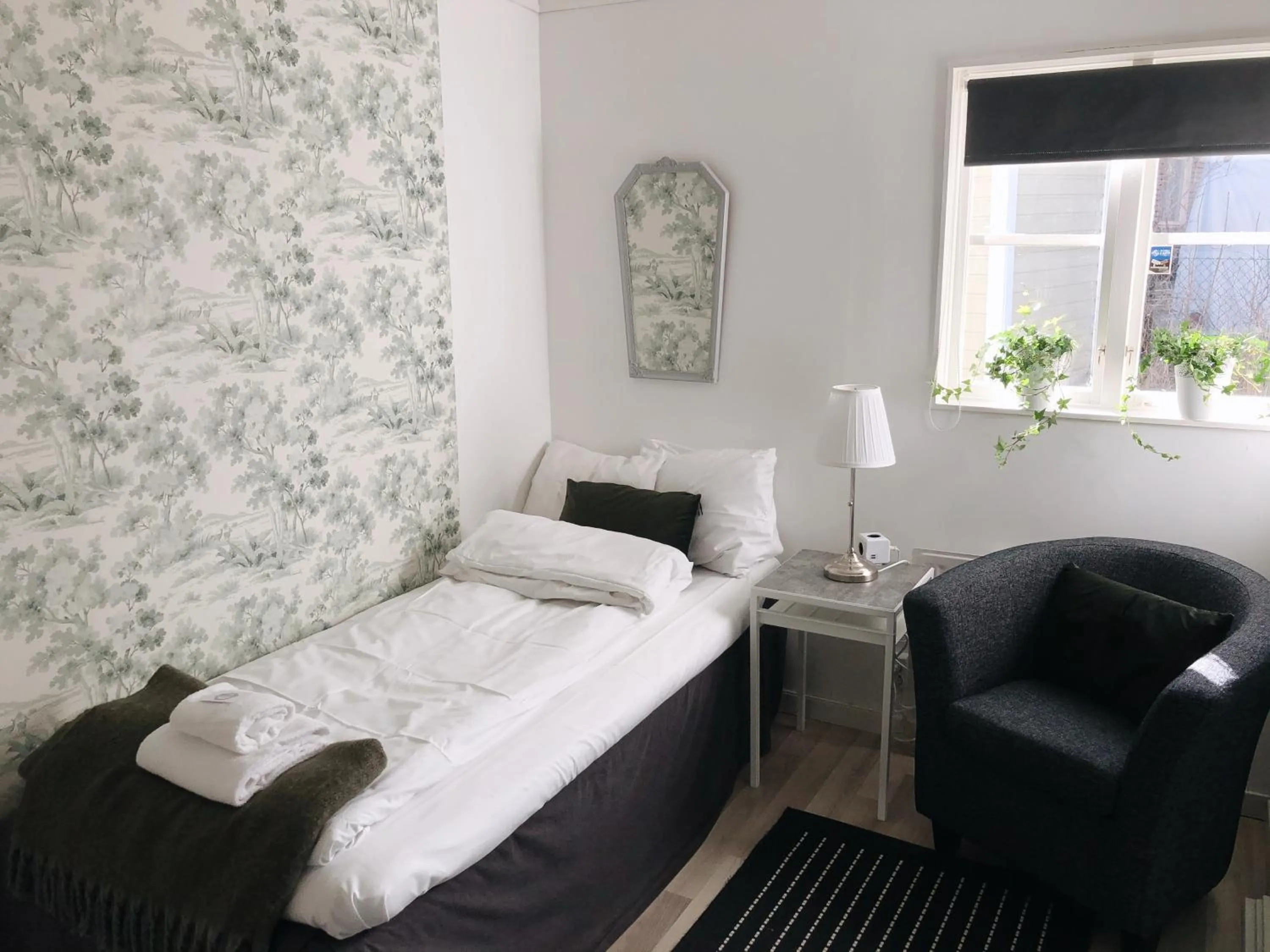 Property building, Bed in Spirans Rum och Logi