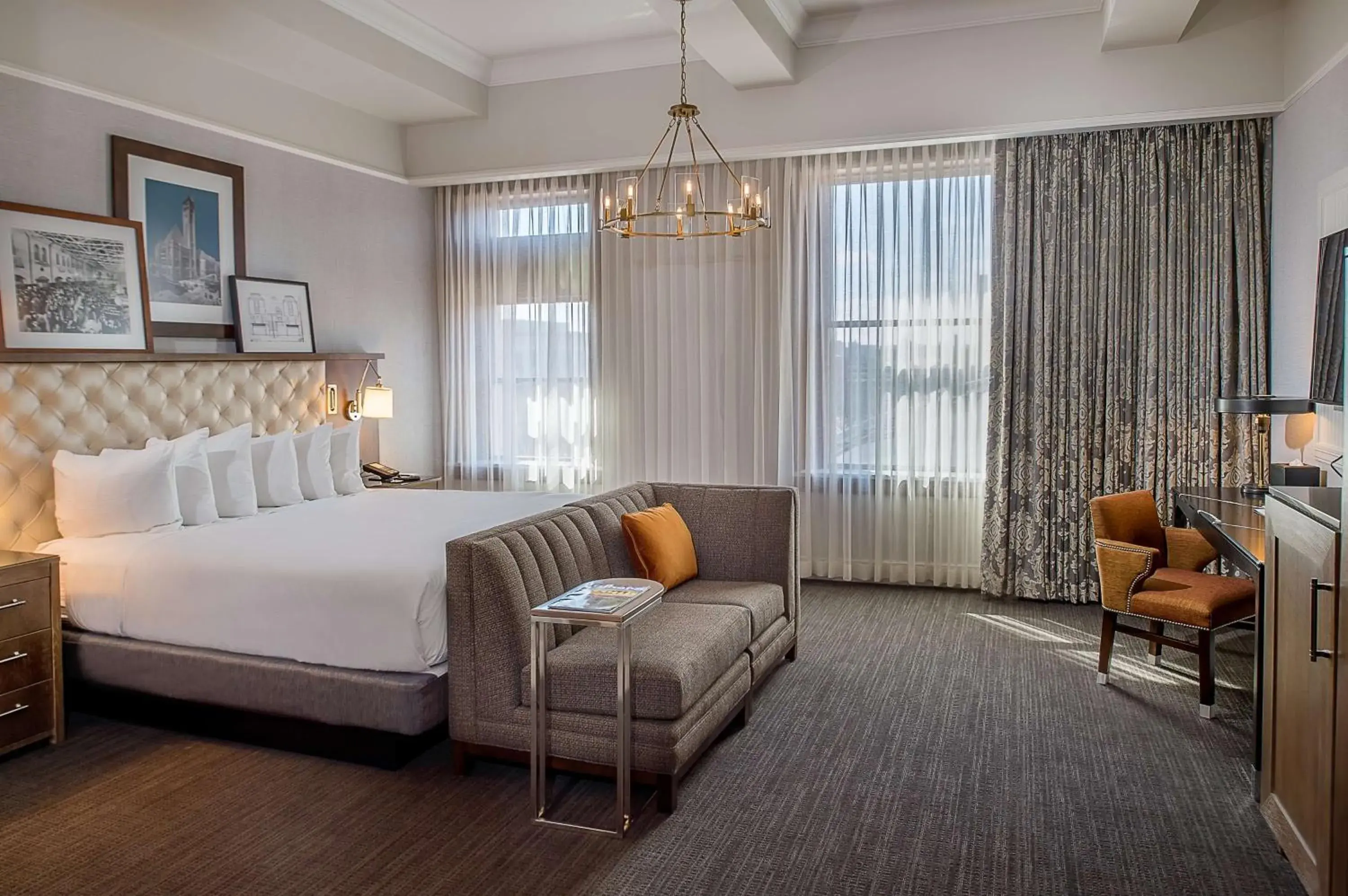 Bedroom, Bed in St. Louis Union Station Hotel, Curio Collection by Hilton Bedroom, Bed in St. Louis Union Station Hotel, Curio Collection by Hilton