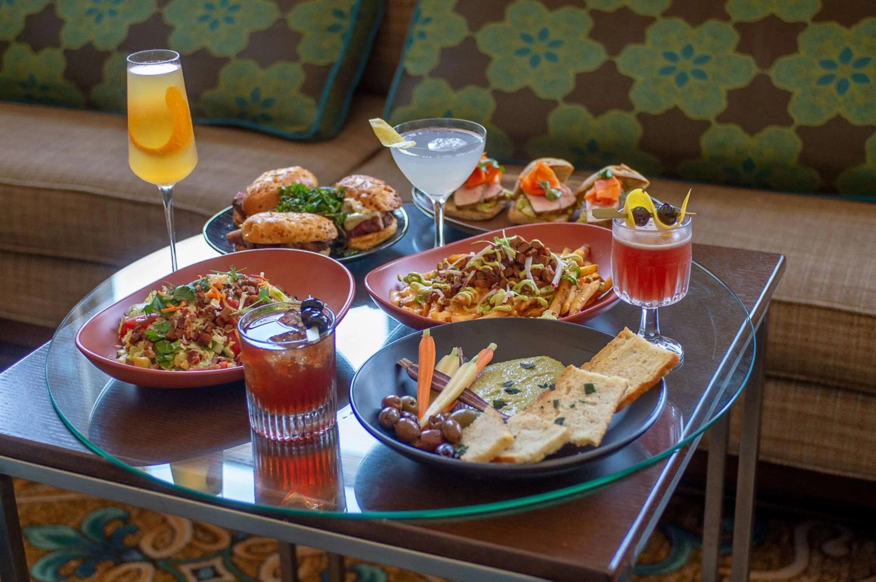 Dining area in St. Louis Union Station Hotel, Curio Collection by Hilton