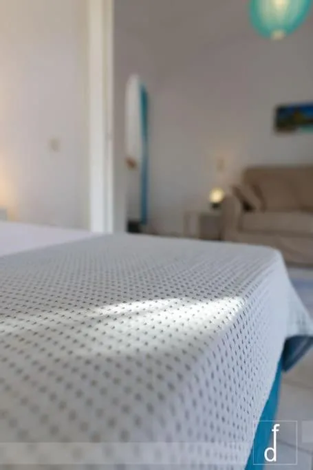 Bed in Karantou