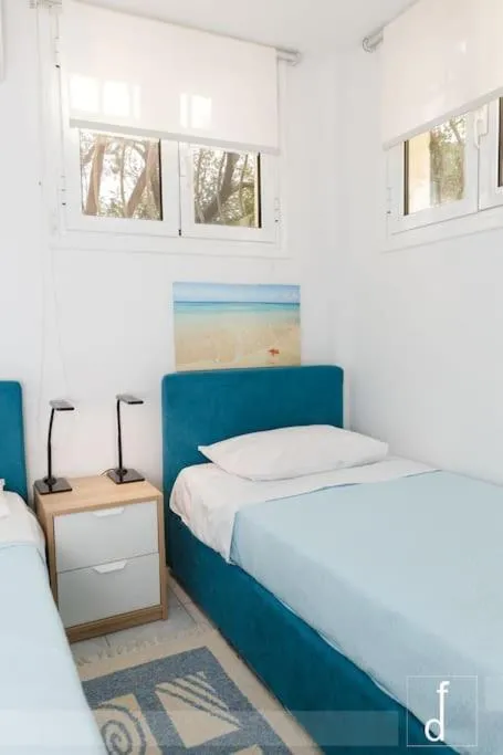 Bed in Karantou