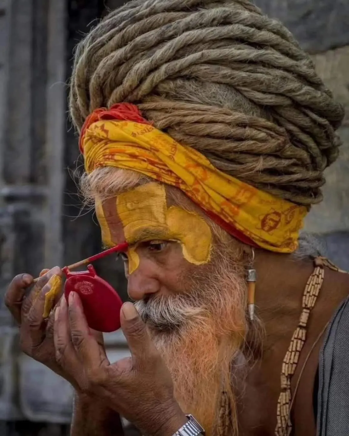 Day in Blue Eye Hostel