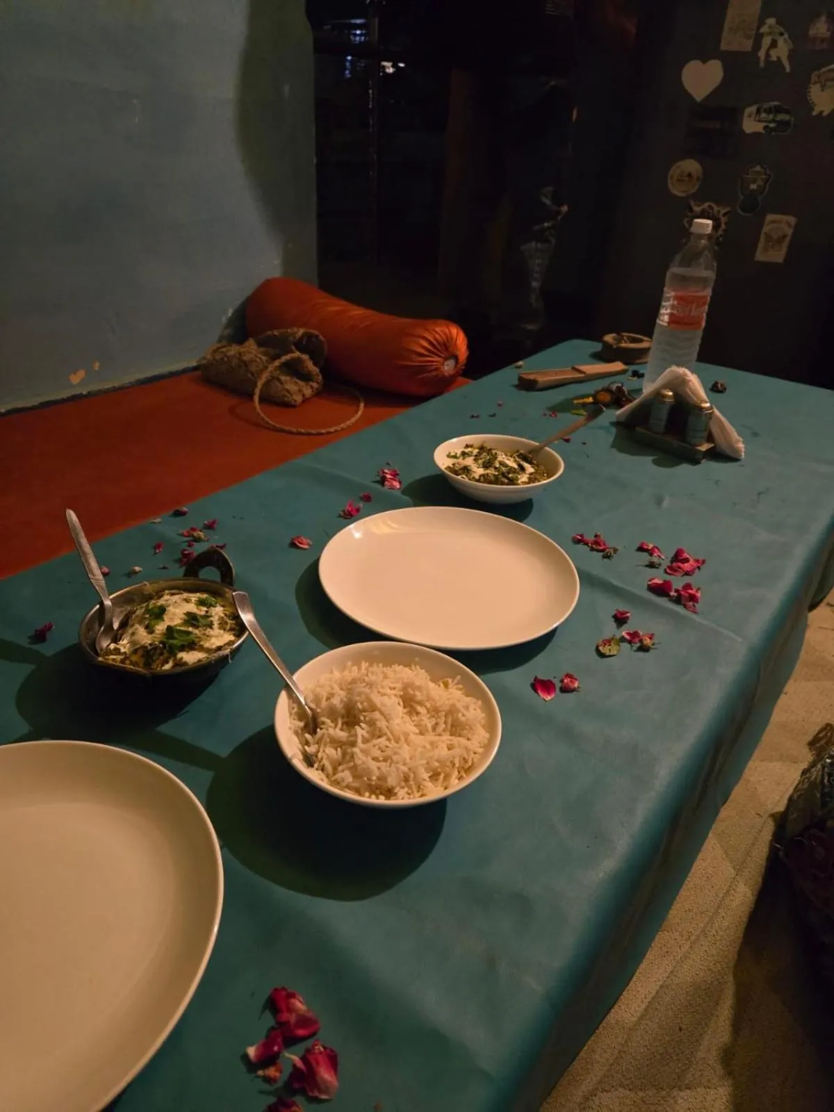 Food and drinks in Blue Eye Hostel