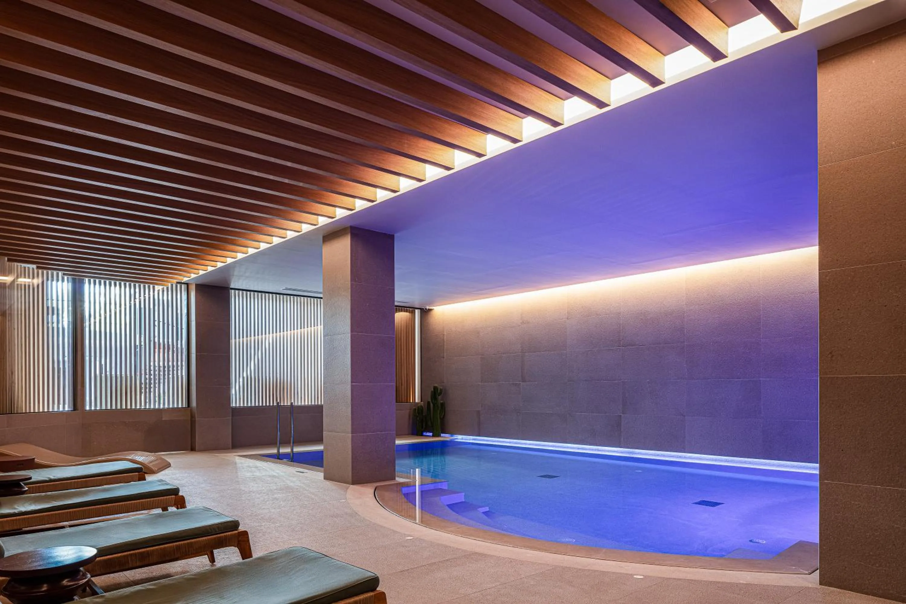 Swimming pool in Petra Mare