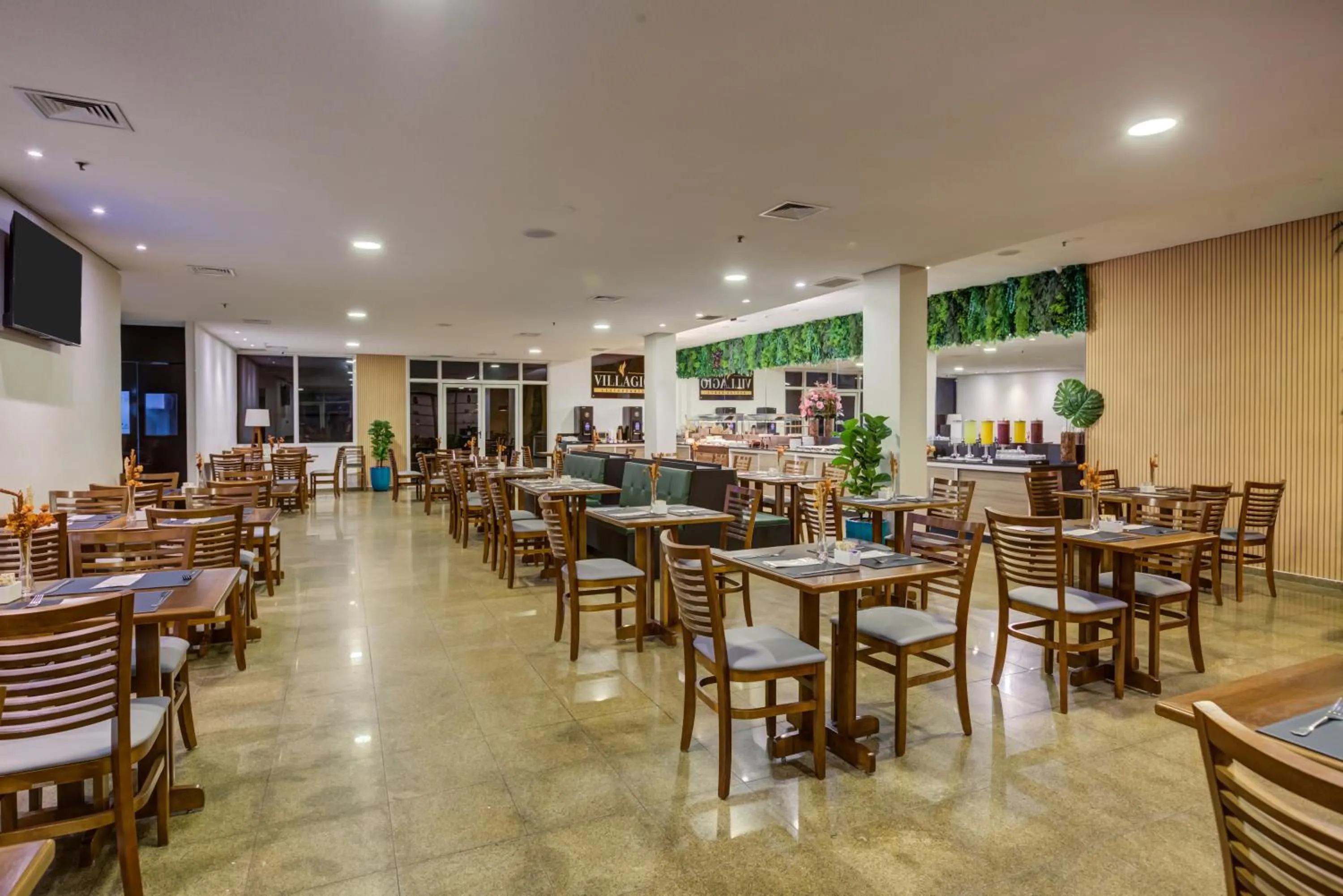 Restaurant/places to eat in Wyndham Sao Paulo Paulista