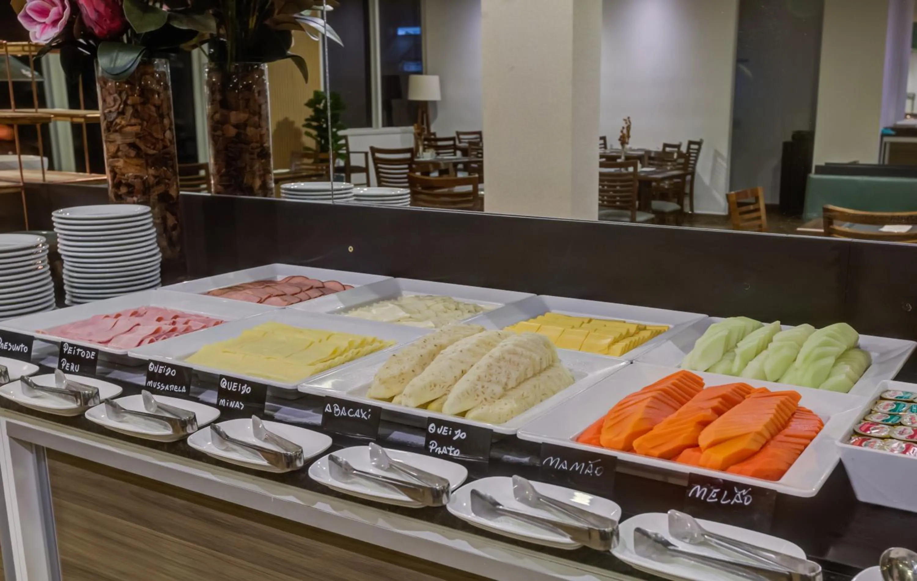 Buffet breakfast in Wyndham Sao Paulo Paulista