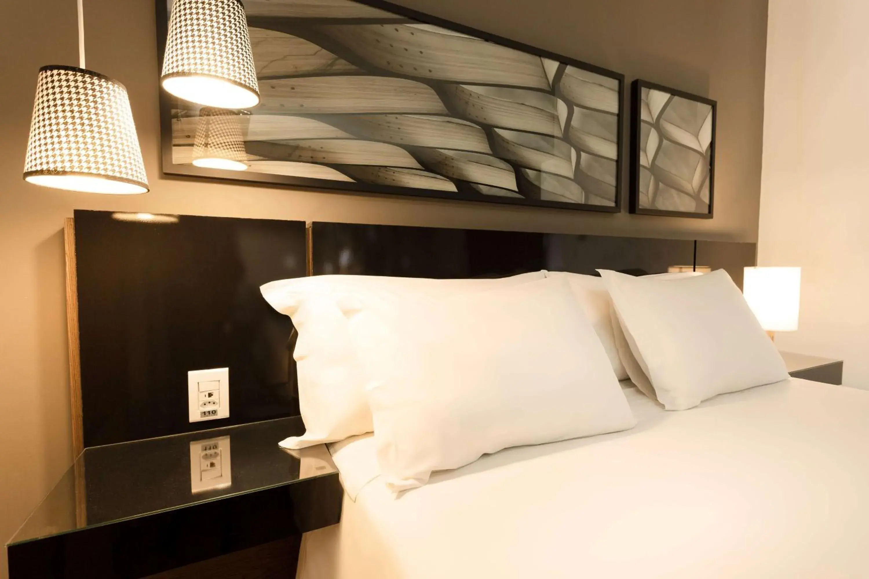 Photo of the whole room, Bed in Wyndham Sao Paulo Paulista Photo of the whole room, Bed in Wyndham Sao Paulo Paulista