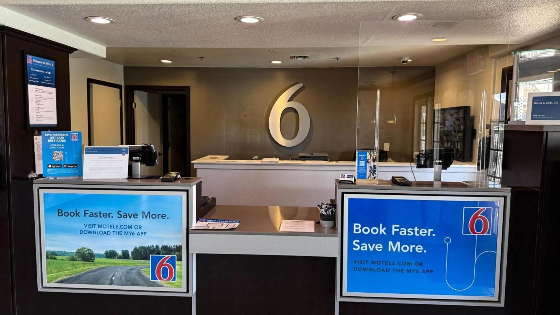 Lobby or reception in Motel 6-Lodi, CA