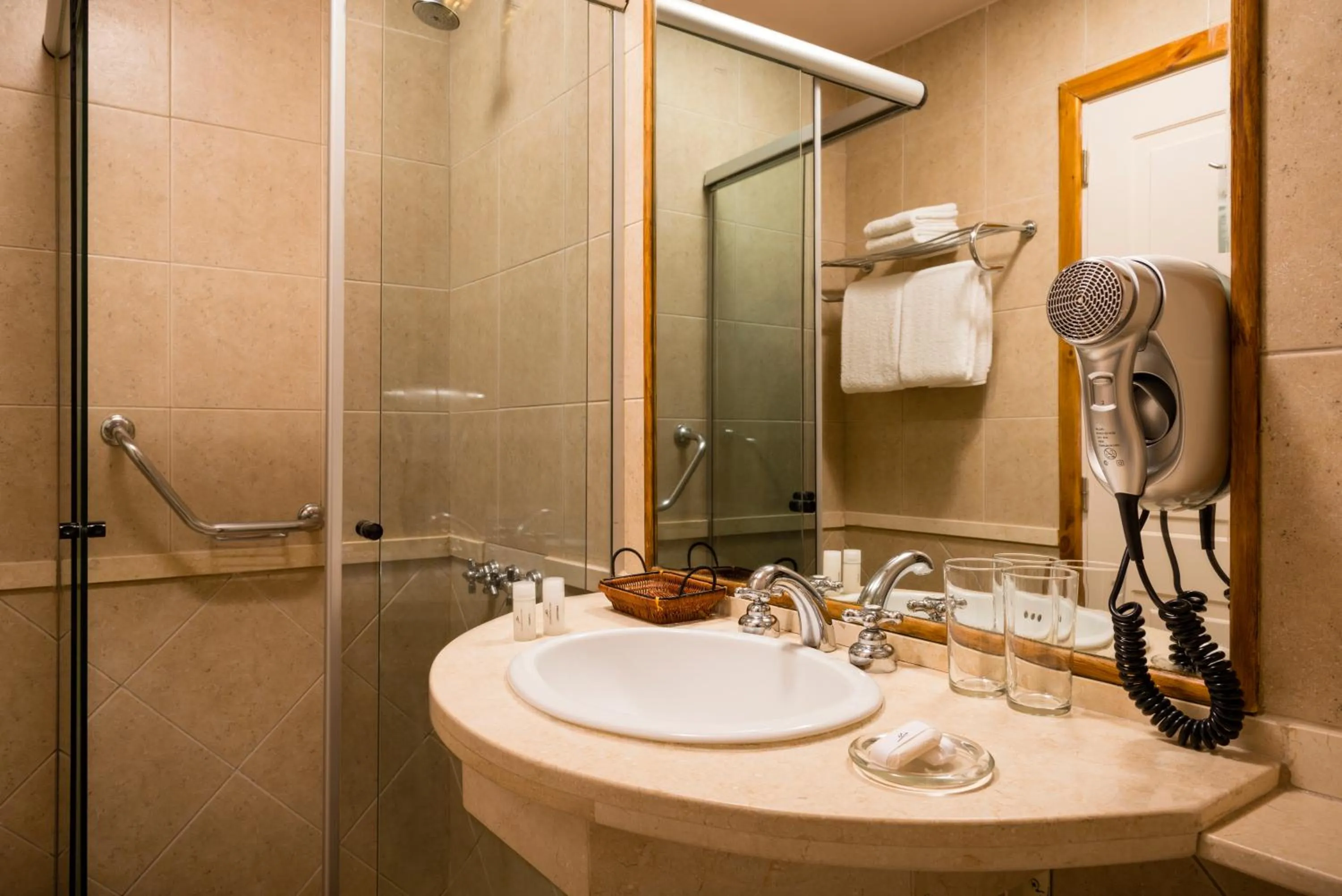 Shower in Sol Arrayan Hotel & Spa