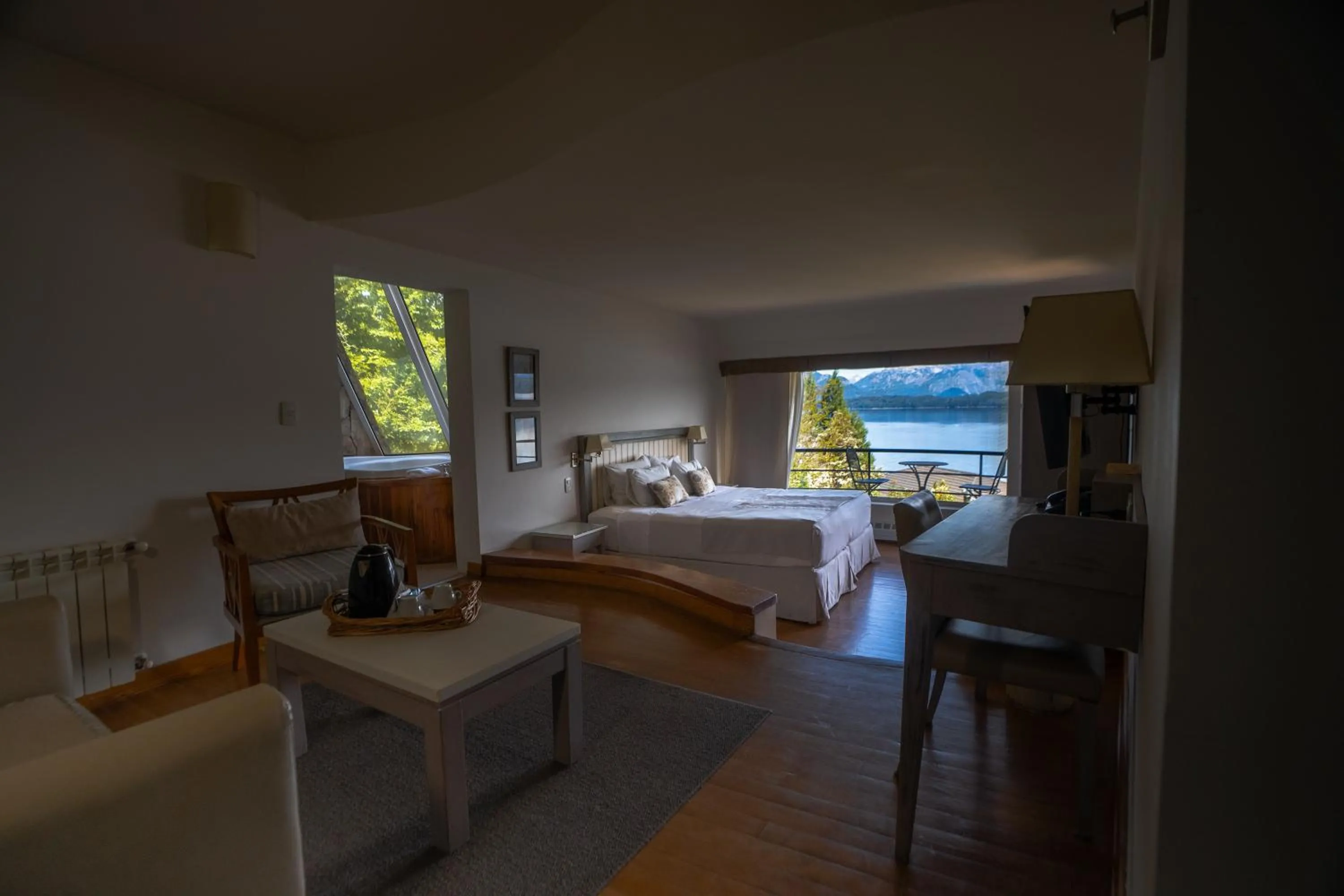 Lake view, Bed in Sol Arrayan Hotel & Spa