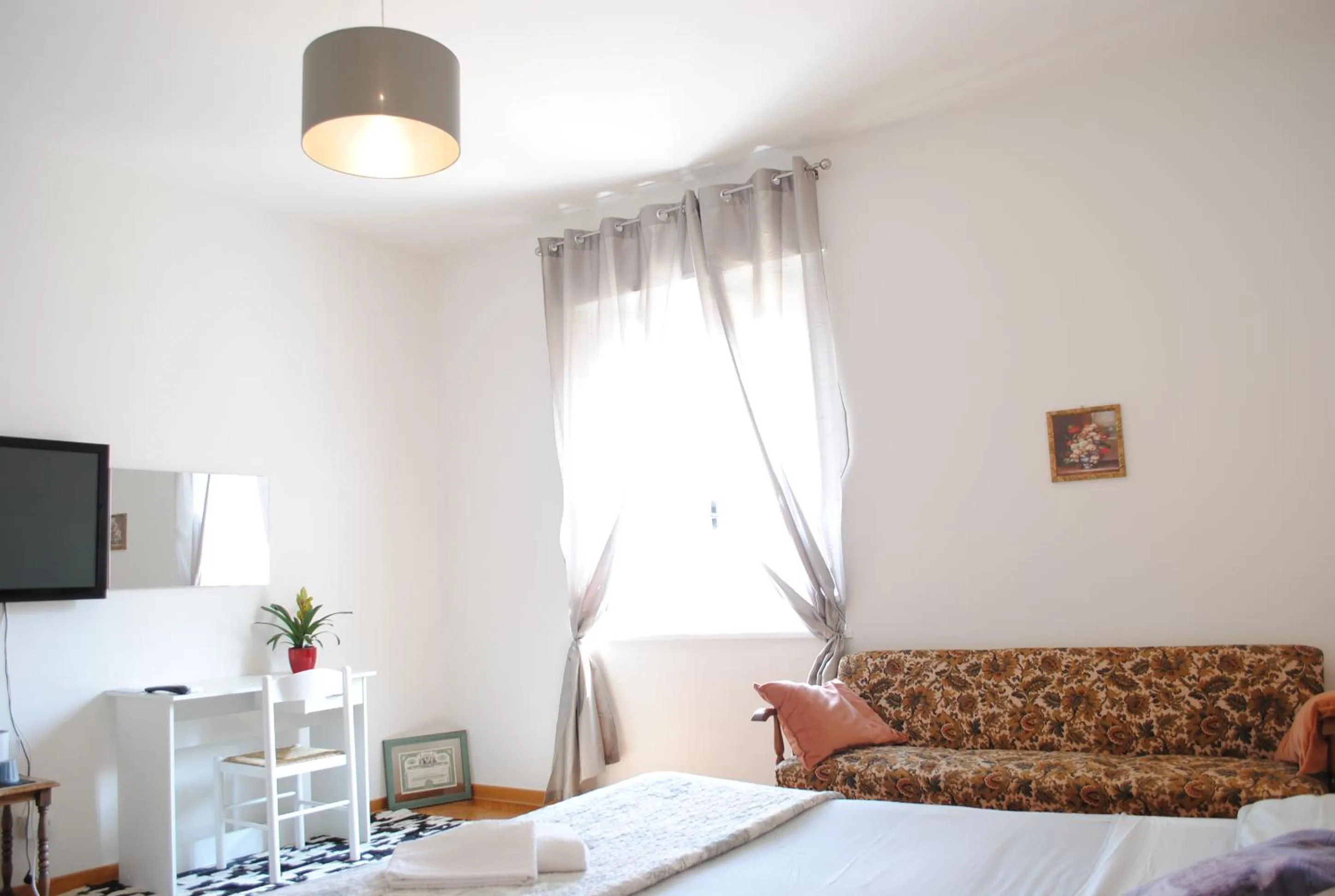 Decorative detail, Bed in Dreaming Verona Rooms