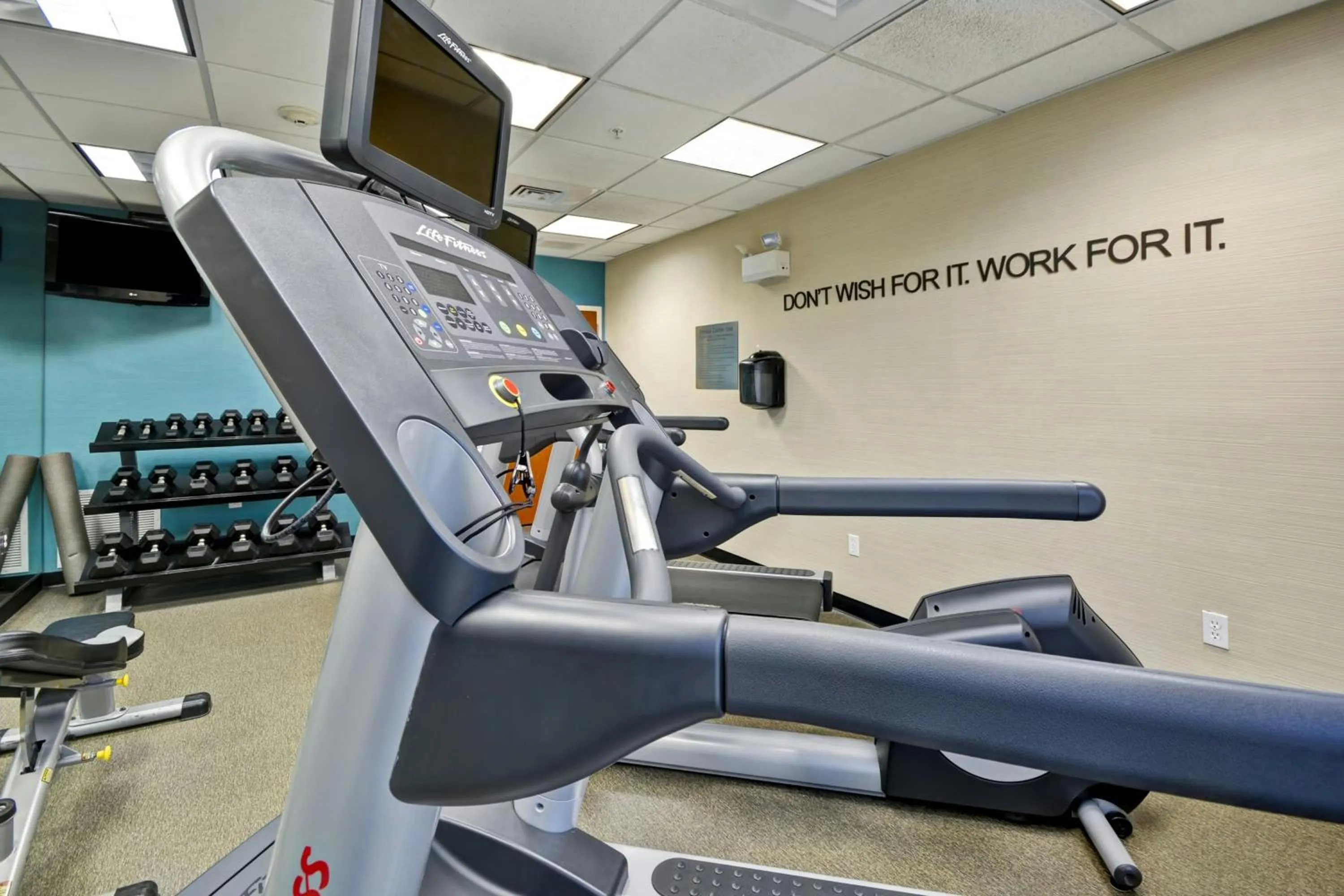 Fitness centre/facilities in Fairfield Inn & Suites Tampa Fairgrounds/Casino