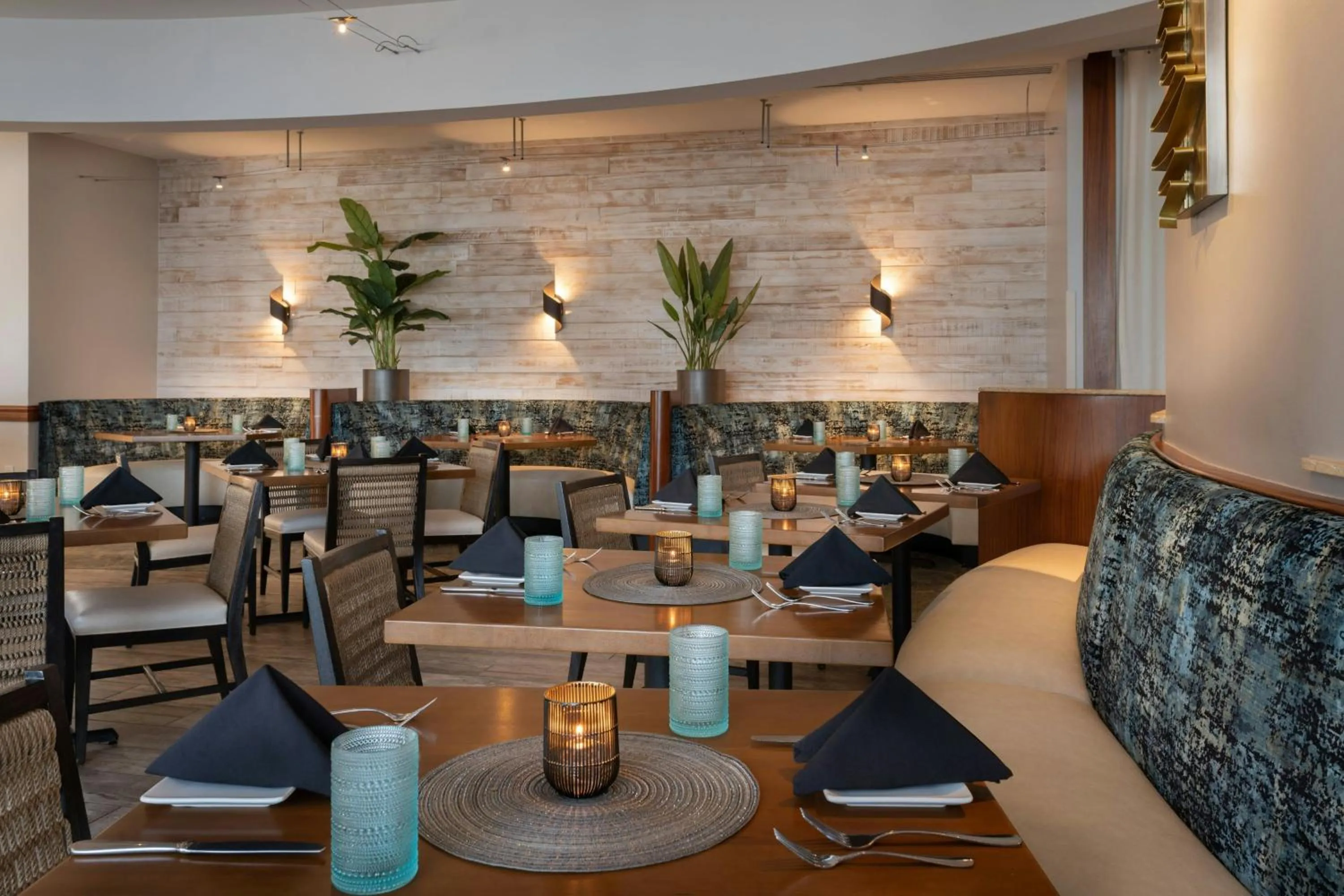 Restaurant/places to eat in Clearwater Beach Marriott Resort on Sand Key