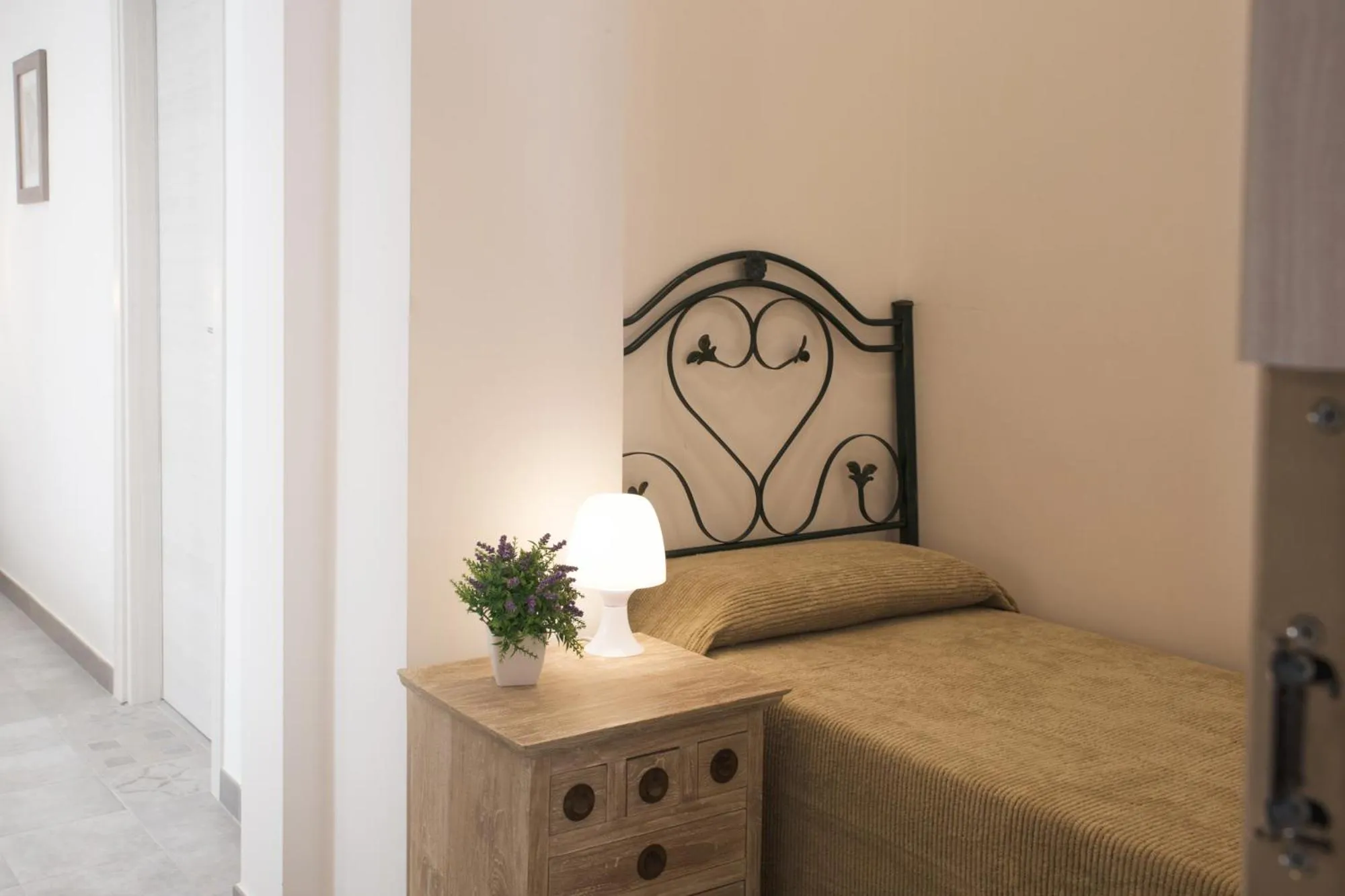 Bed in Bed & Breakfast del Faro