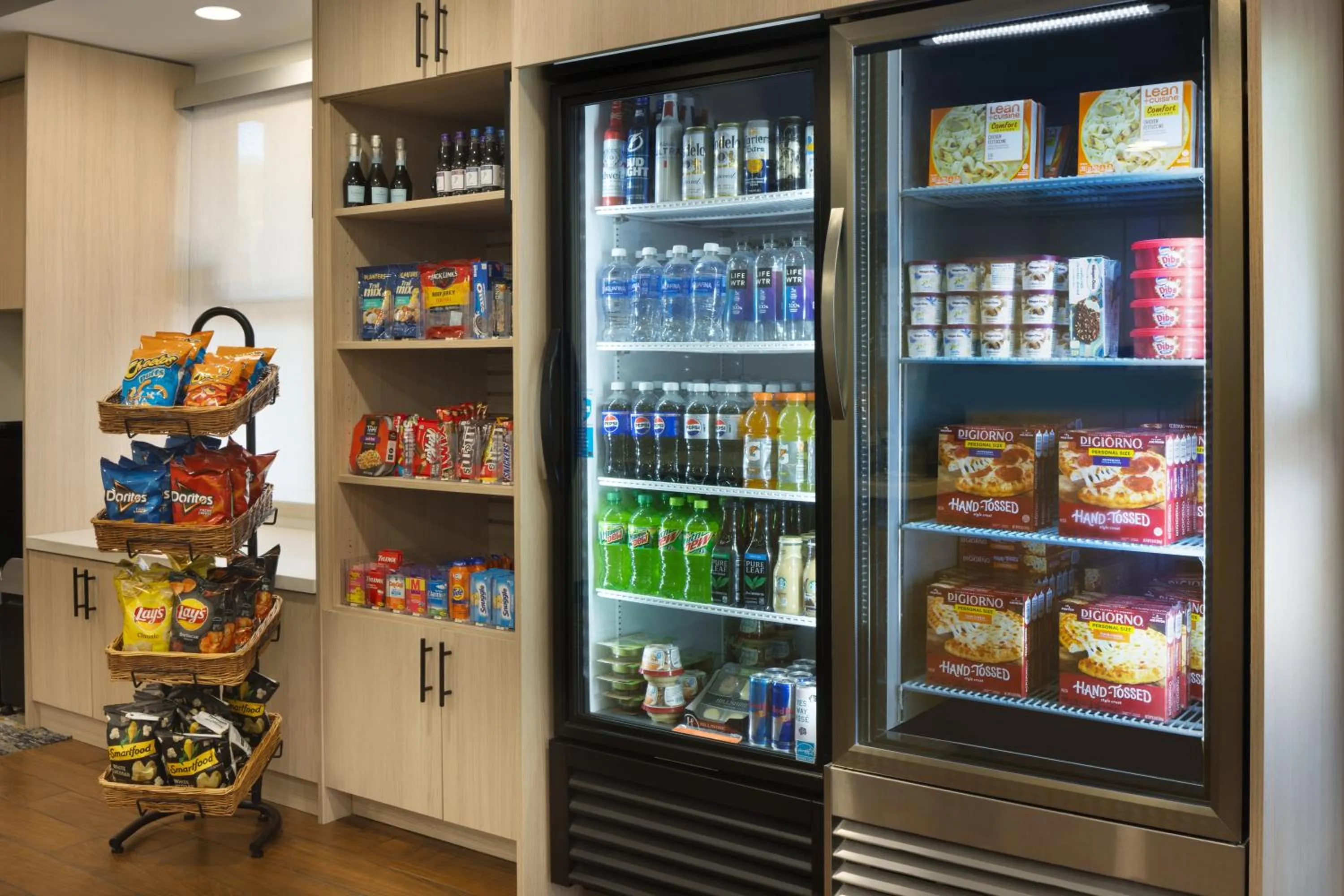 Food and drinks in TownePlace Suites Tampa Westshore/Airport