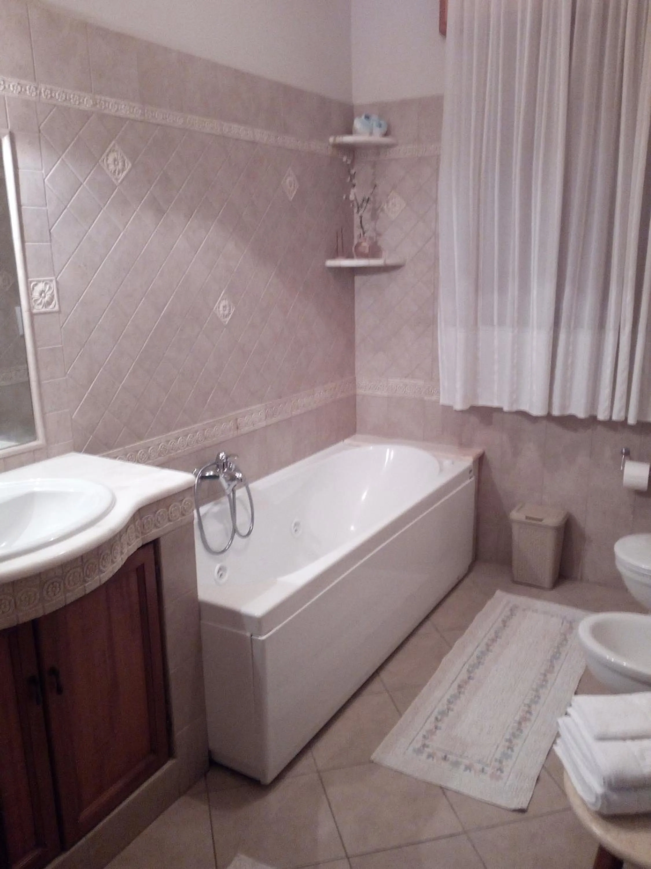 Il Tuo Letto Sullo Stretto