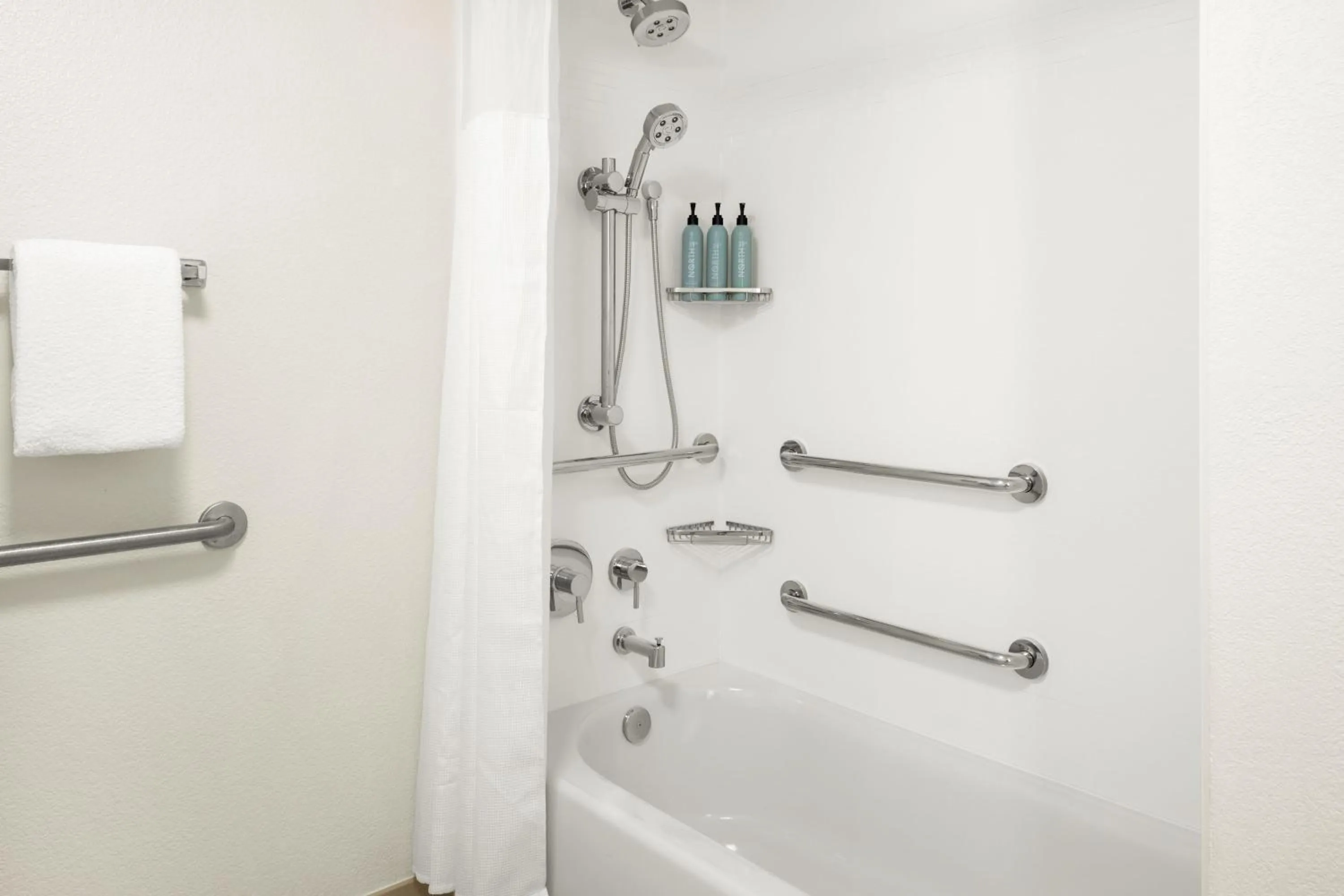 Bathroom in Residence Inn Tampa Westshore Airport