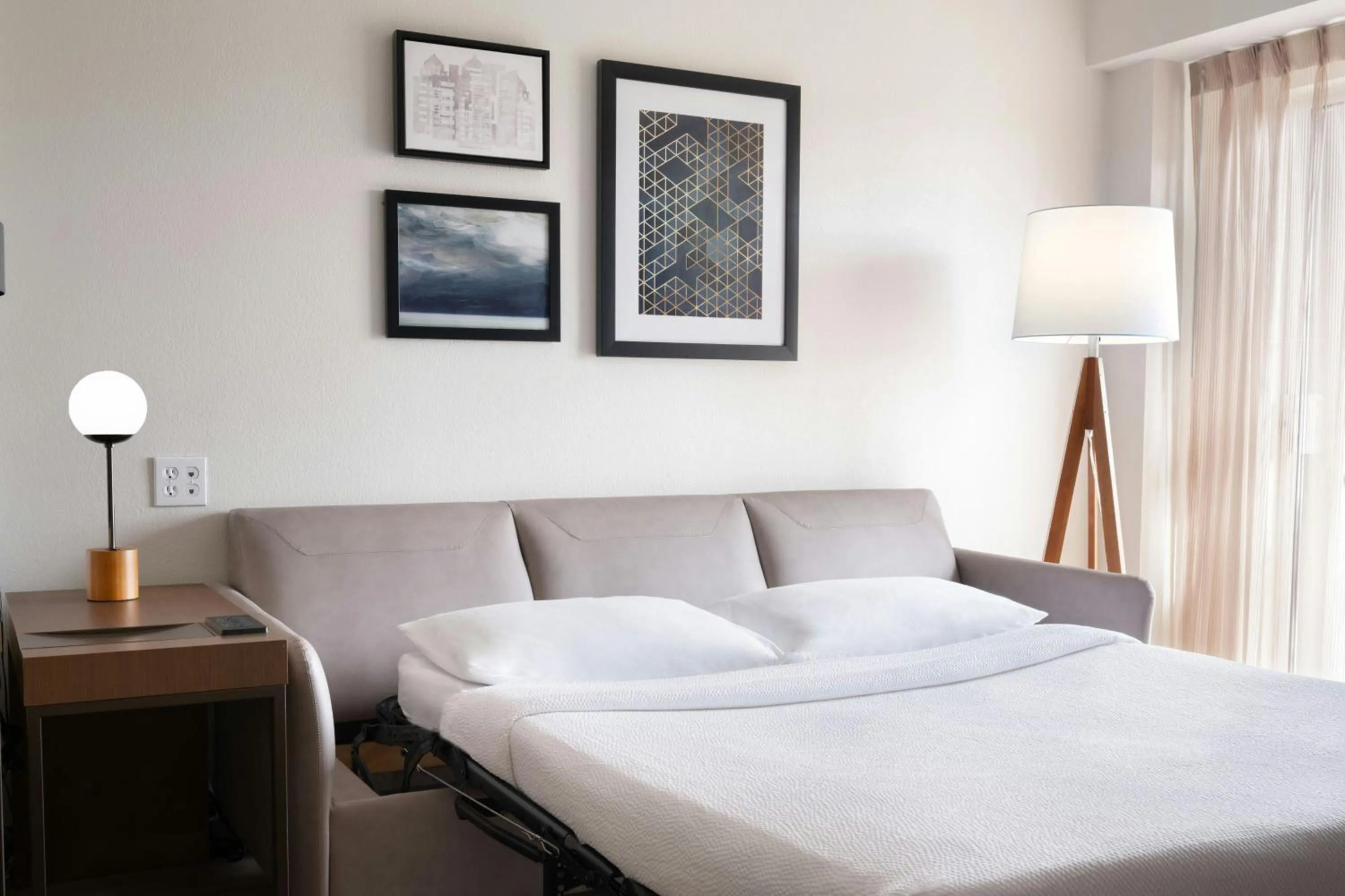 Photo of the whole room, Bed in Residence Inn Tampa Westshore Airport