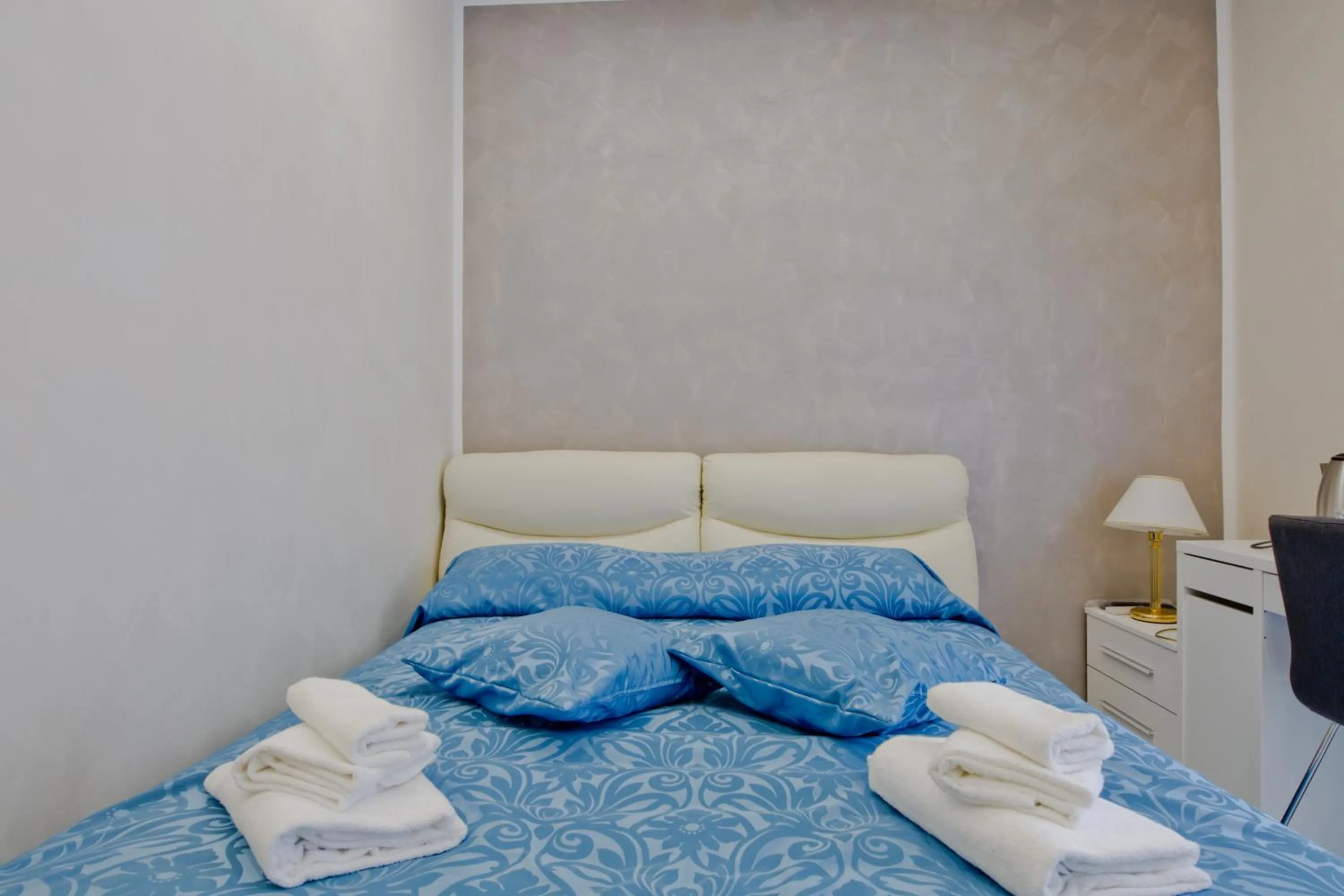 Bed in Oscar 2