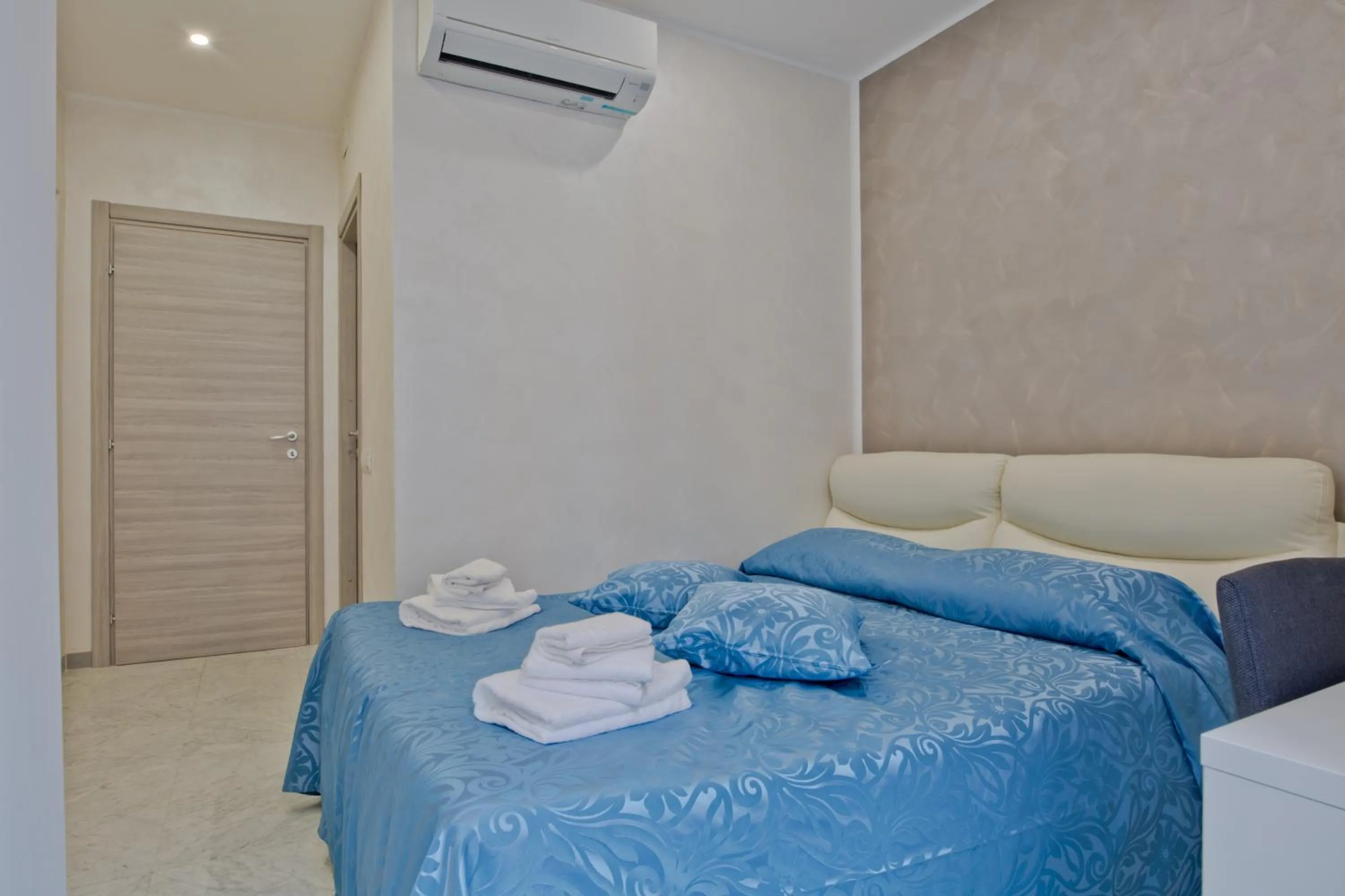 Bed in Oscar 2