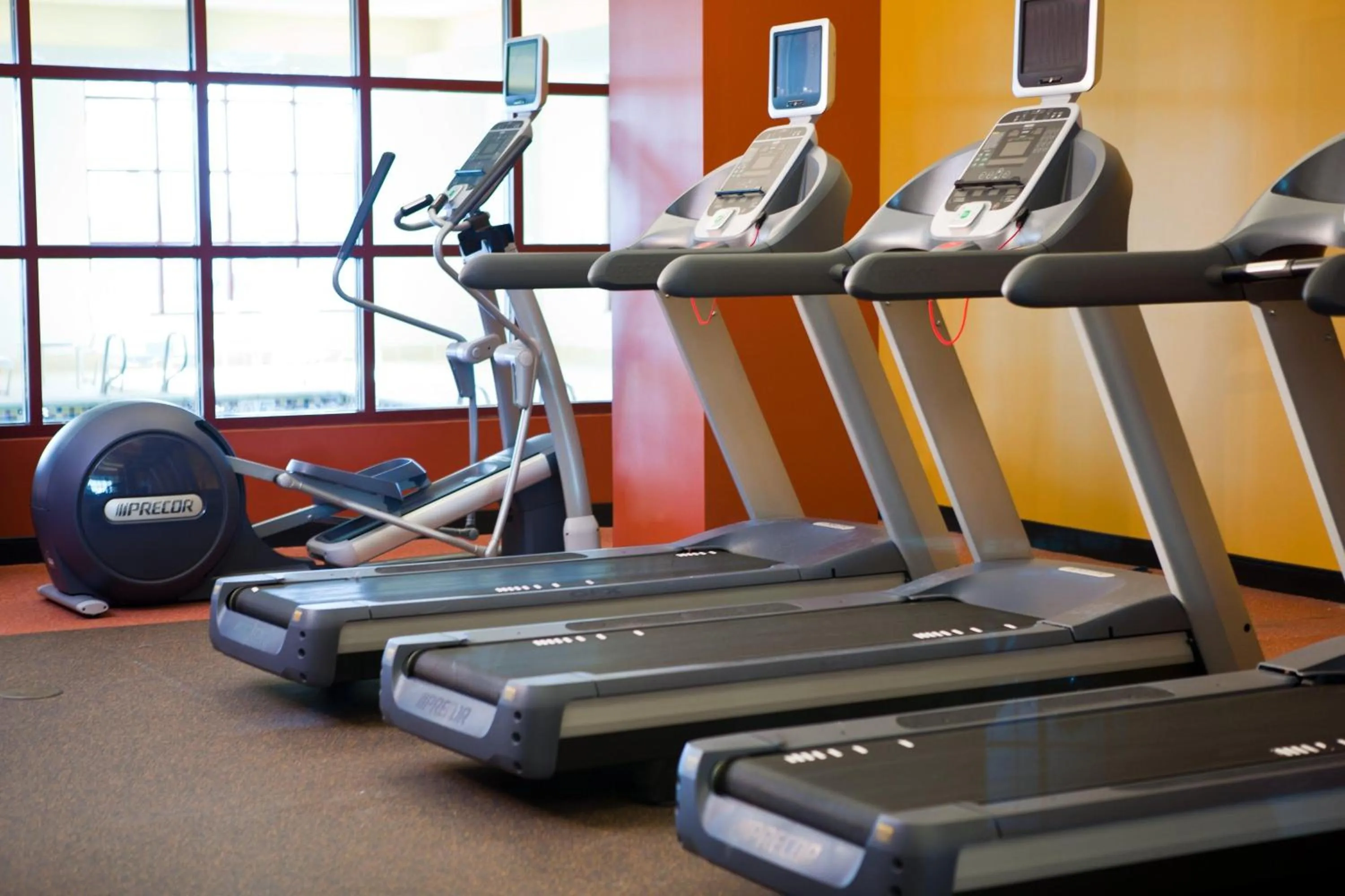 Fitness centre/facilities in Renaissance Tulsa Hotel & Convention Center