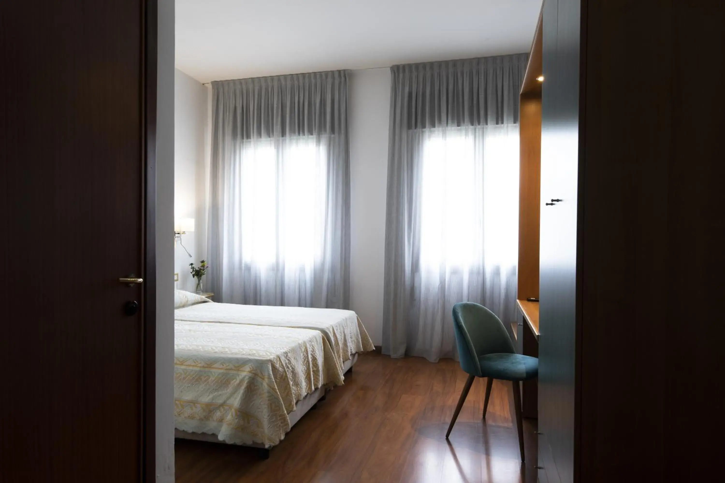 Bedroom, Bed in Hotel Vienna Bedroom, Bed in Hotel Vienna